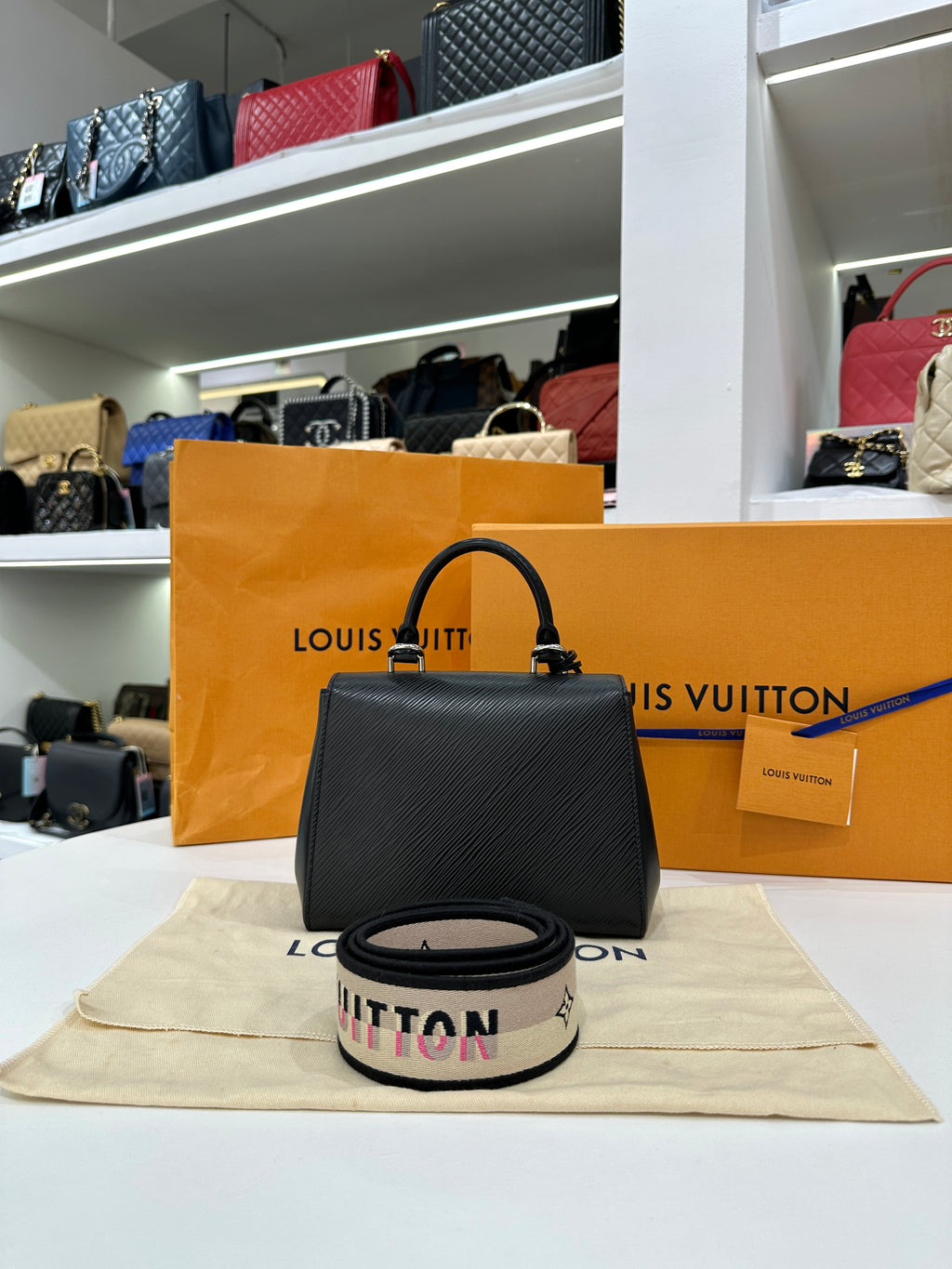 LOUIS VUITTON LV Cluny Mini in Black Epi Leather