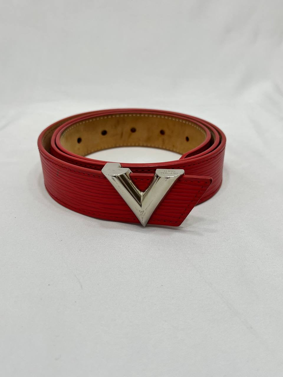 LOUIS VUITTON LV - Essential V Epi Leather Belt