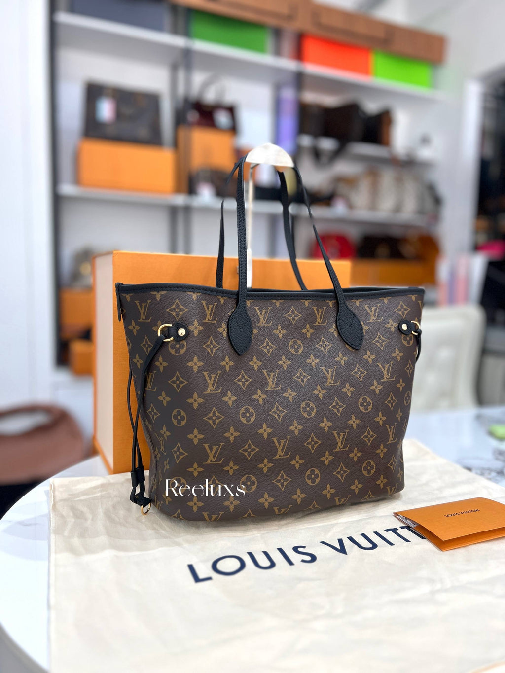 Full Set LOUIS VUITTON Brown and Black Reversible MM Tote Bag