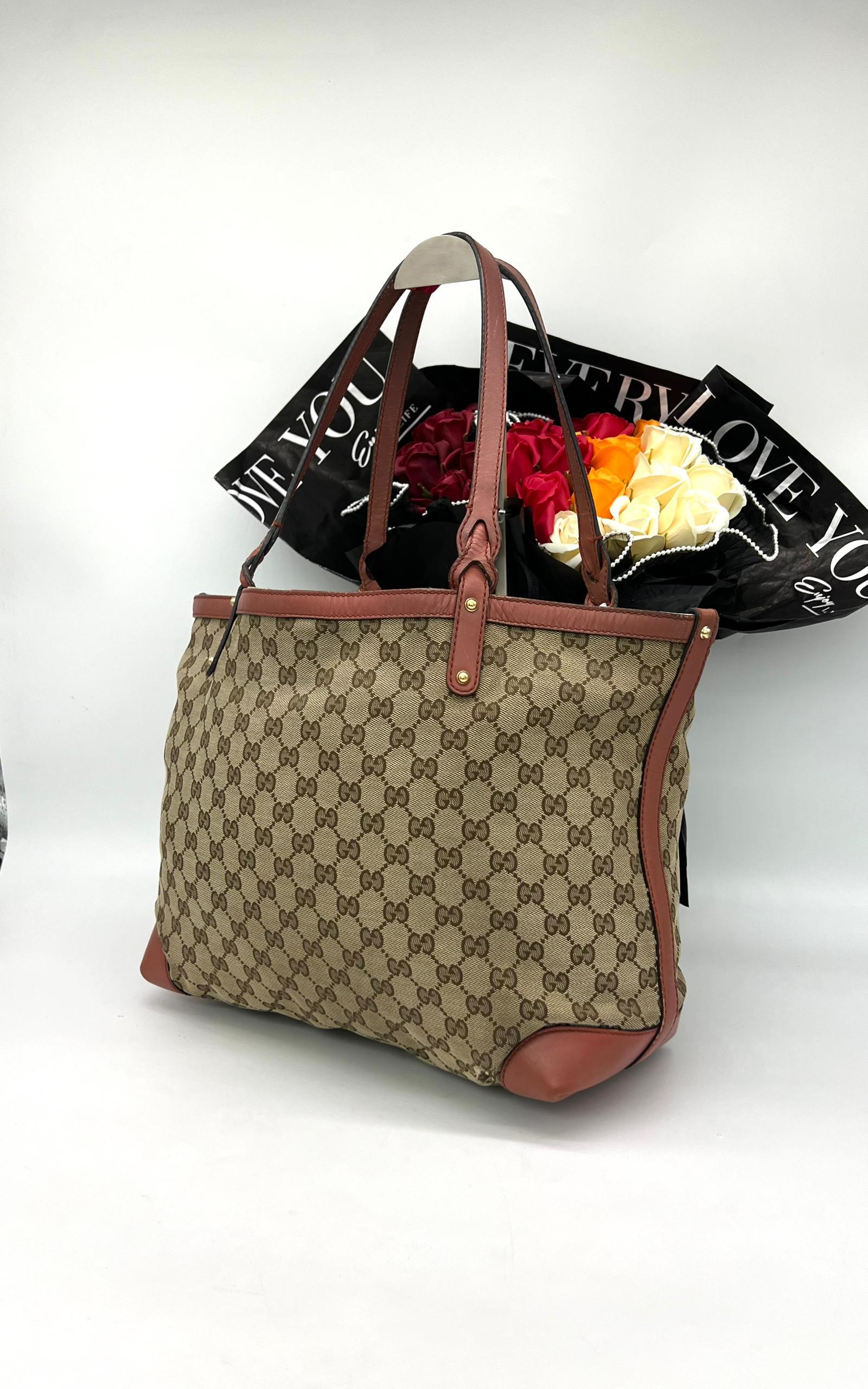 GUCCI GG Canvas Tote Bag - Reeluxs 