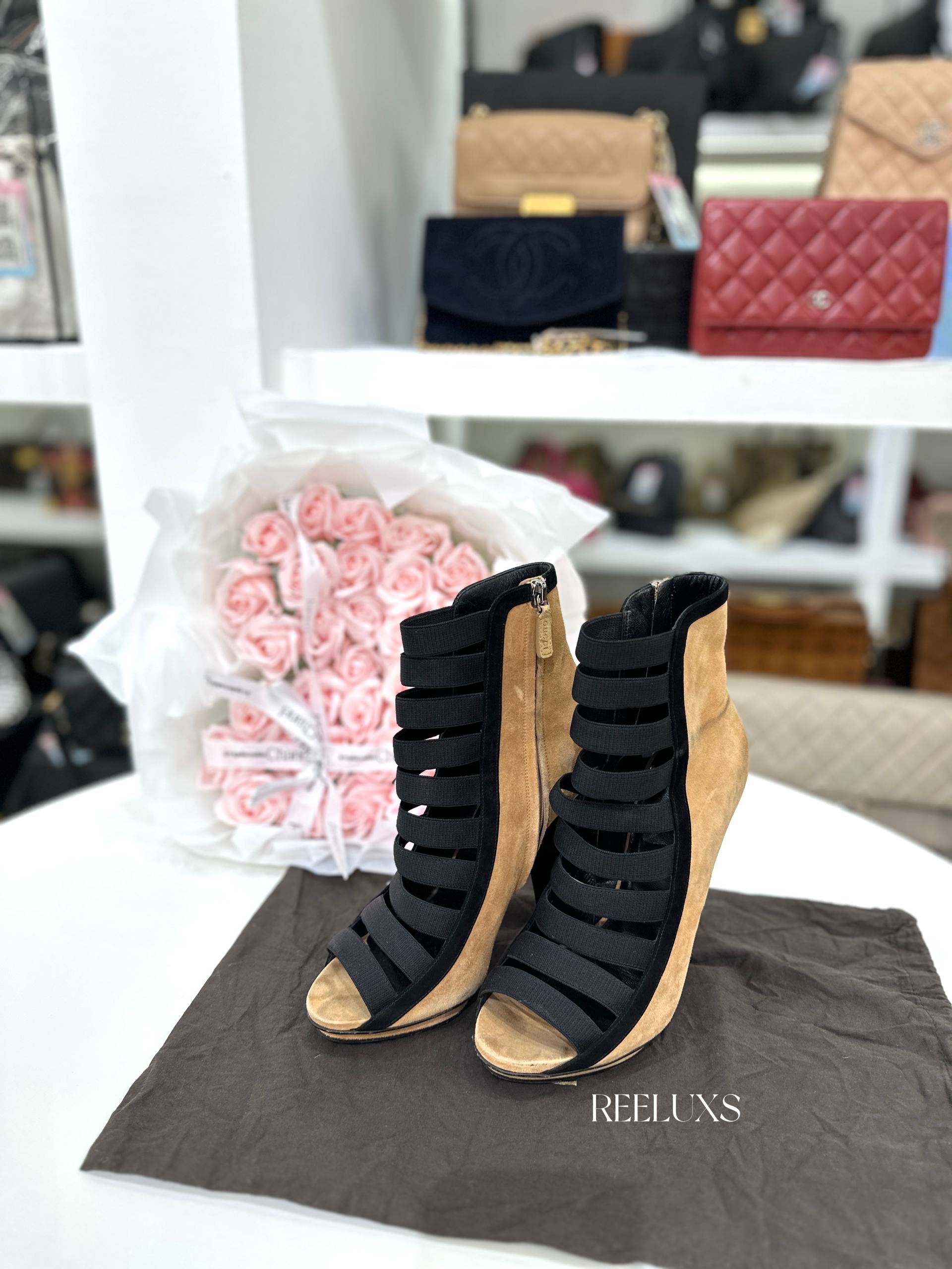 GUCCI Olimpia Elastic Ladder Strap Bootie