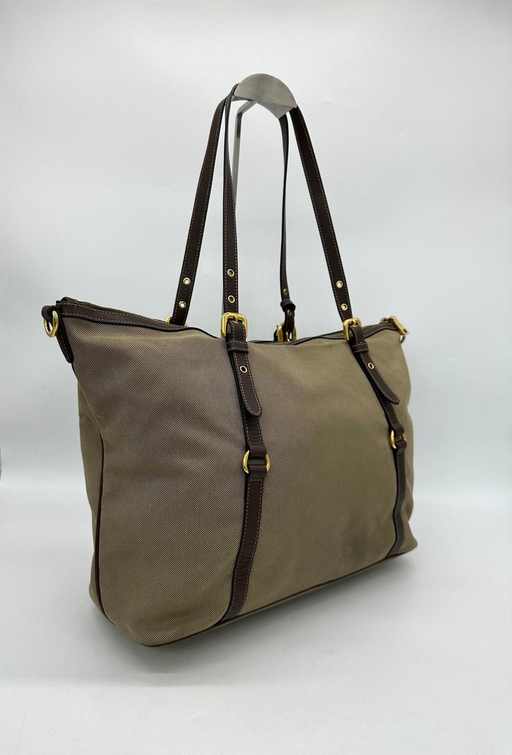 PRADA Shoulder Bag - Reeluxs 
