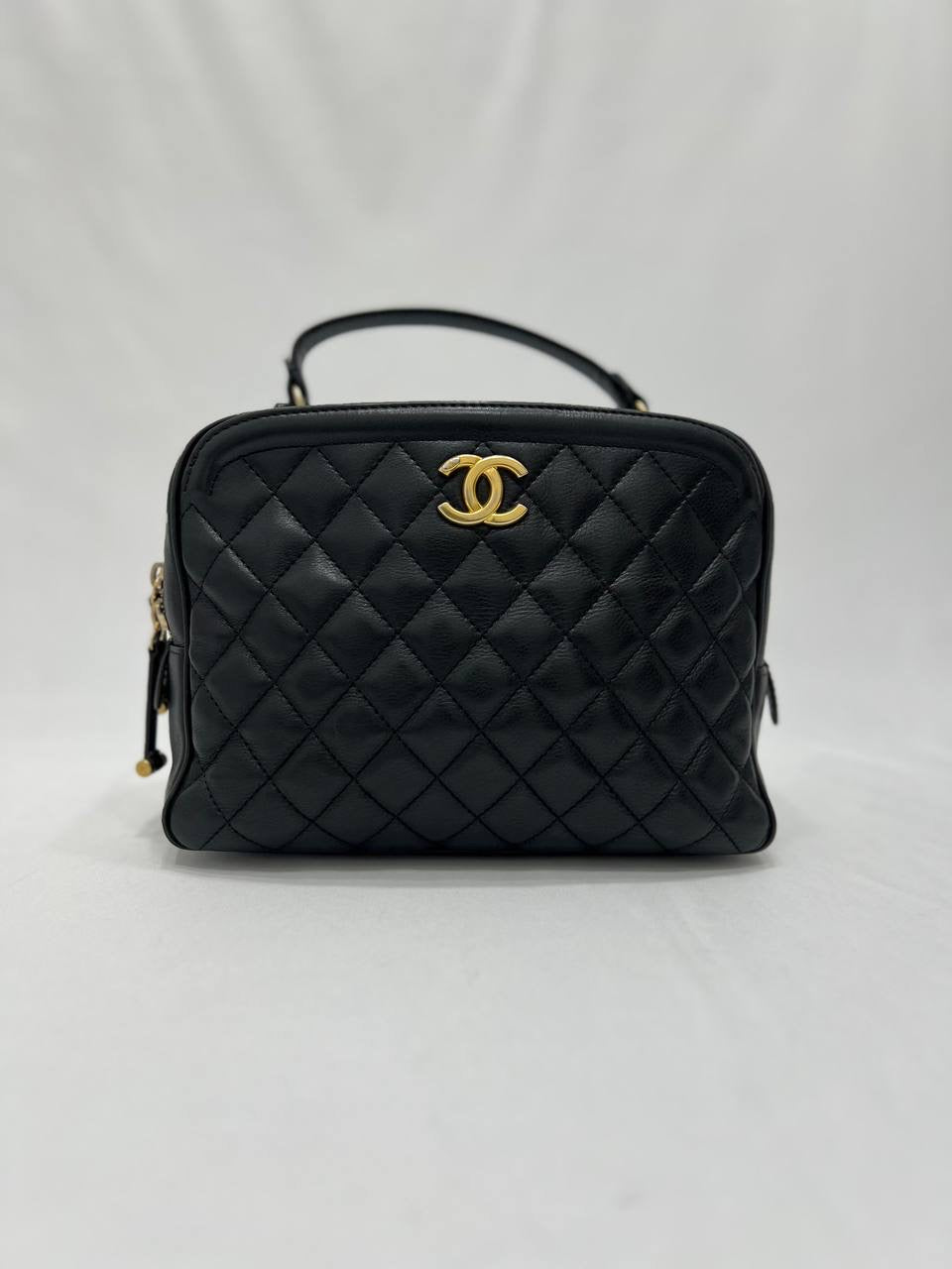 CHANEL  CC Vanity Case Black Calf Leather with Gold Hardware Hand Bag