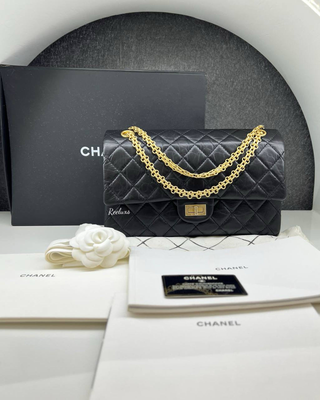 FULLSET CHANEL Quilted Aged Leather Reissue 2.55 Classic Flap Bag GHW