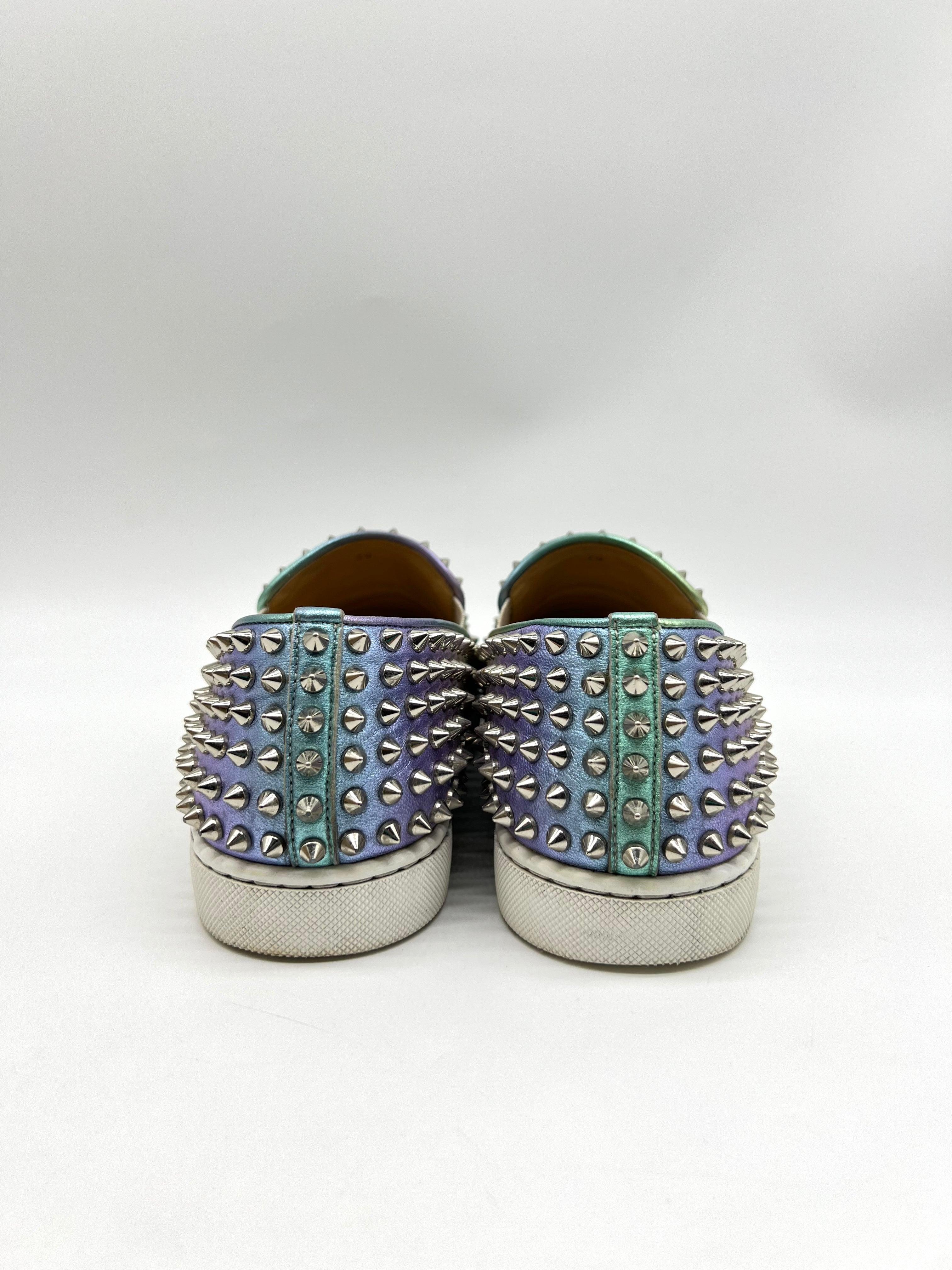 CHRISTIAN LOUBOUTIN Silver Roller Boat Sneakers - Reeluxs 