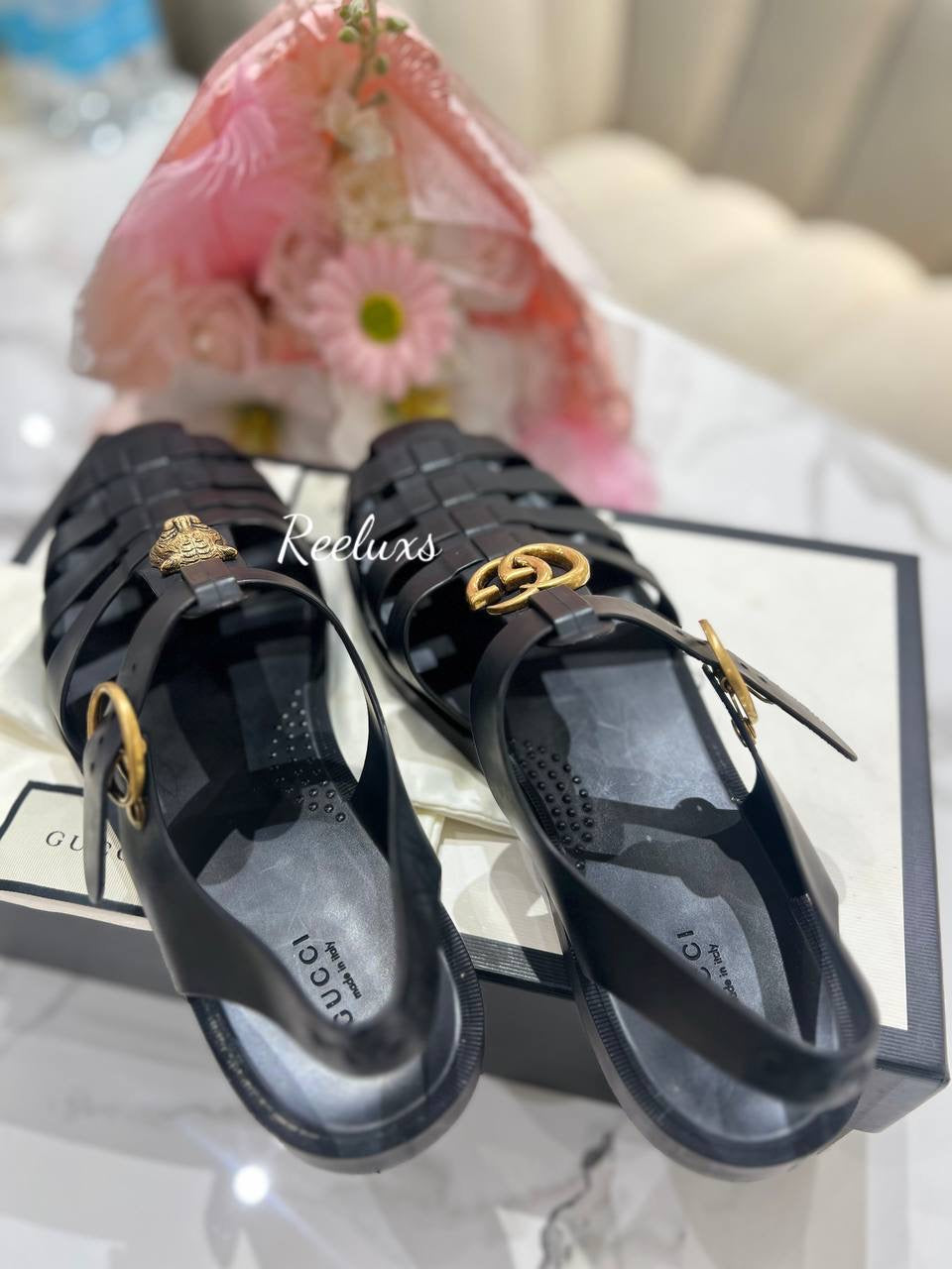 GUCCI Rubber Man Buckle Strap Sandals