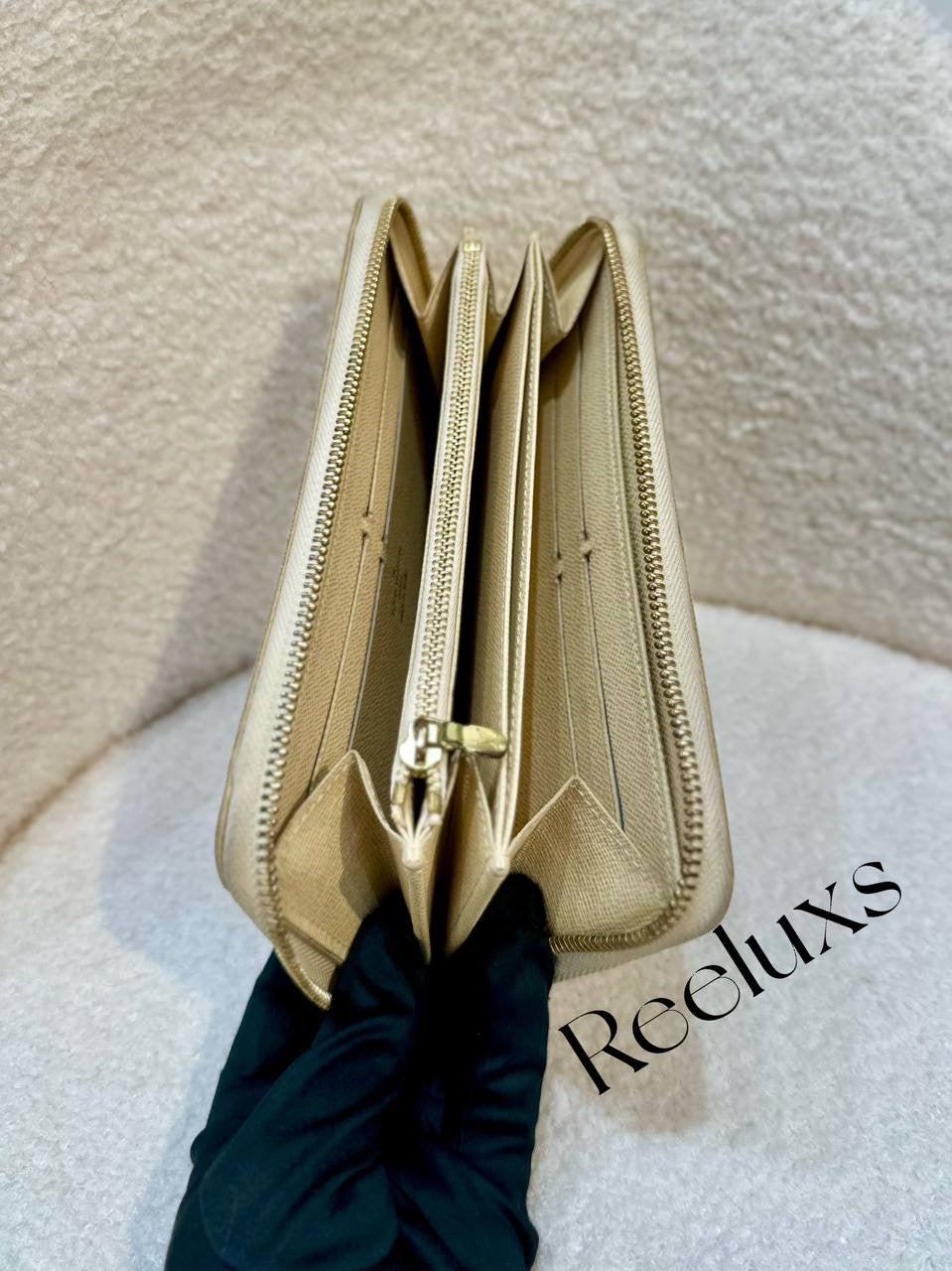 LOUIS VUITTON LV Zippy Wallet In Damier Azur