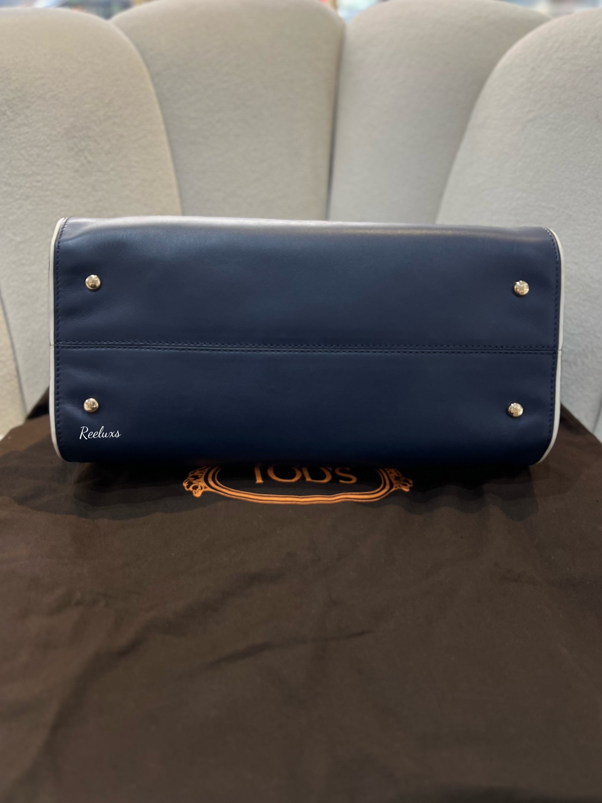 TOD'S Cape Bag In Navy Blue Handbag