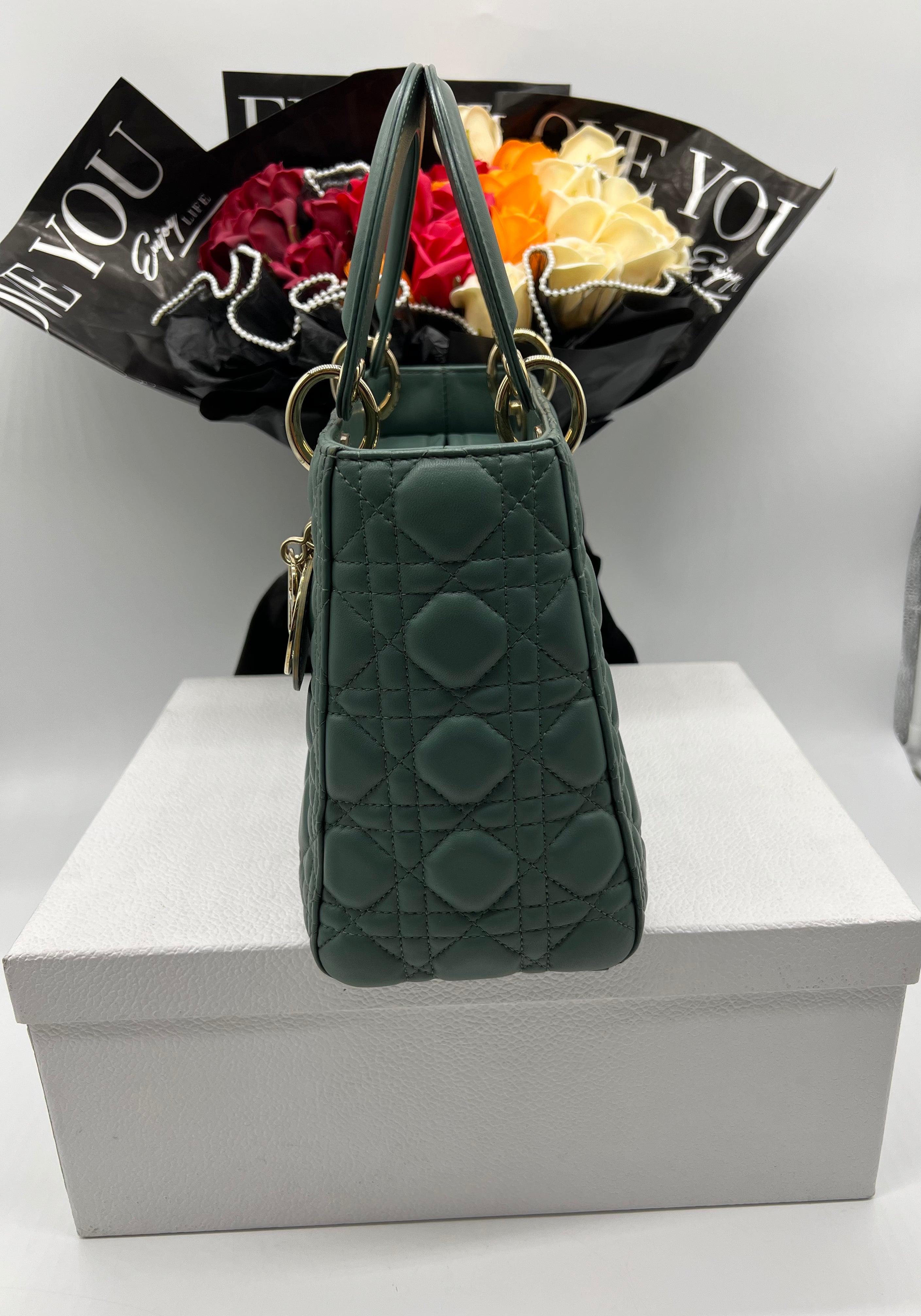 CHRISTIAN DIOR
Lady Dior Lambskin Medium Green GHW - Reeluxs 