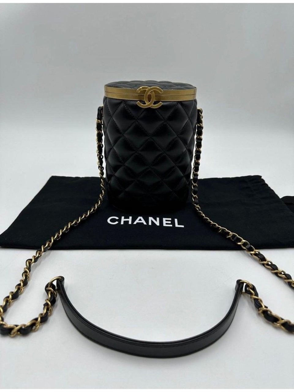 Chanel Lambskin Quilted Crown Box Bag Black (Microchip) - Reeluxs 