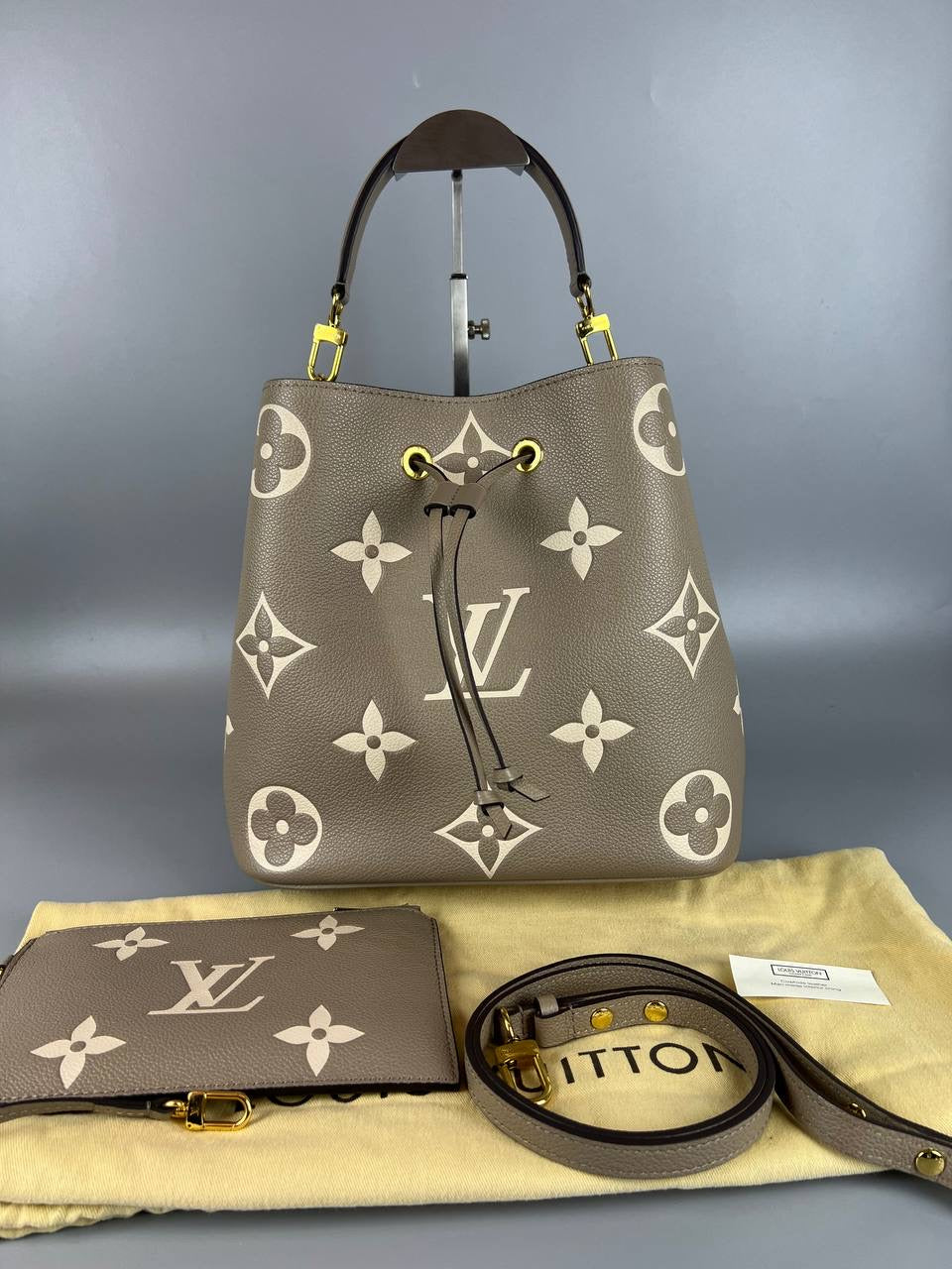 2022 MICROCHIP FULLSET LOUIS VUITTON LV Neonoe MM In Tourturelle Creme Bicolor Monogram Shoulder Bag