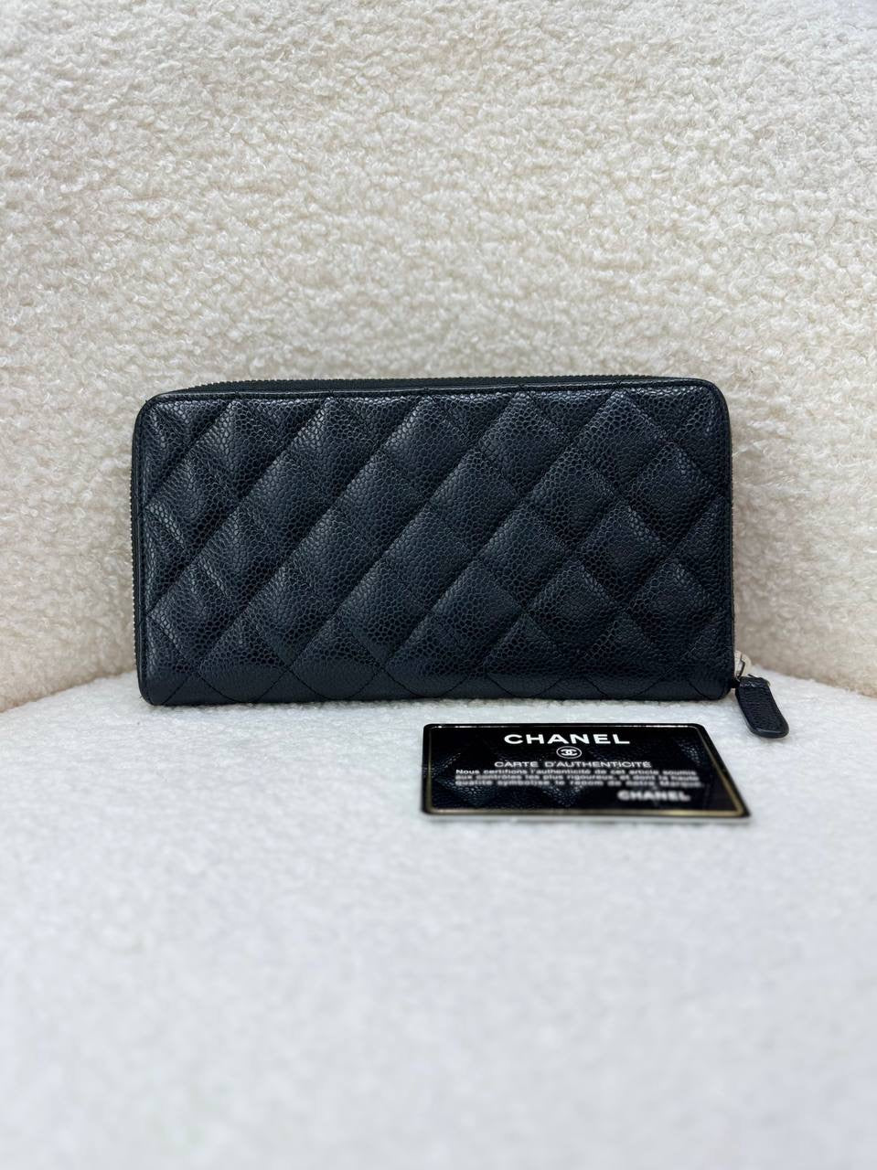 CHANEL Classic Long Zipped Wallet