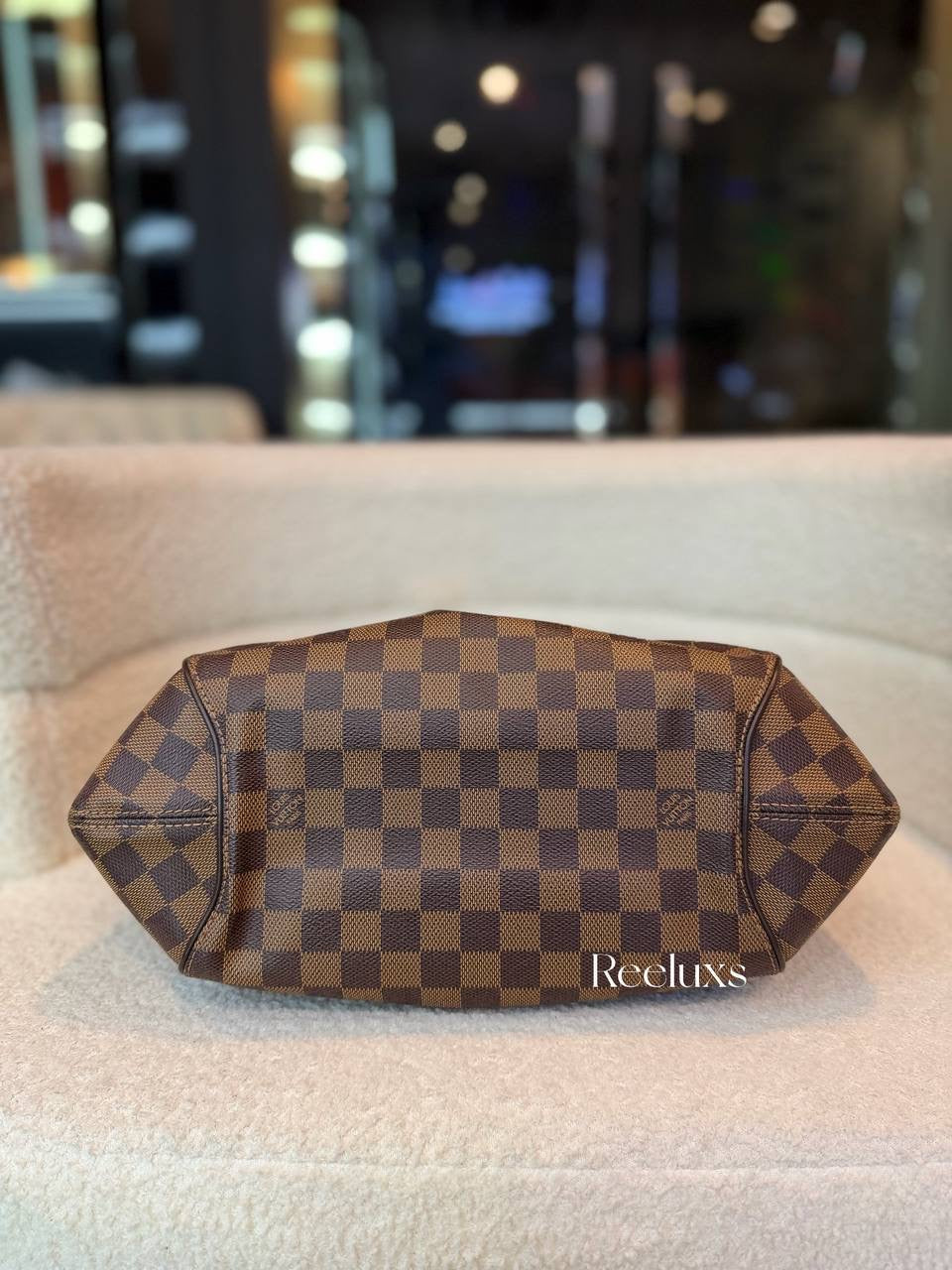 Louis Vuitton Sistina PM shoulder bag in Damier Ebene Canvas
