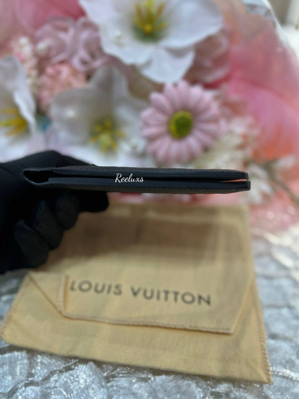 LOUIS VUITTON LV Multiple Damier Wallet