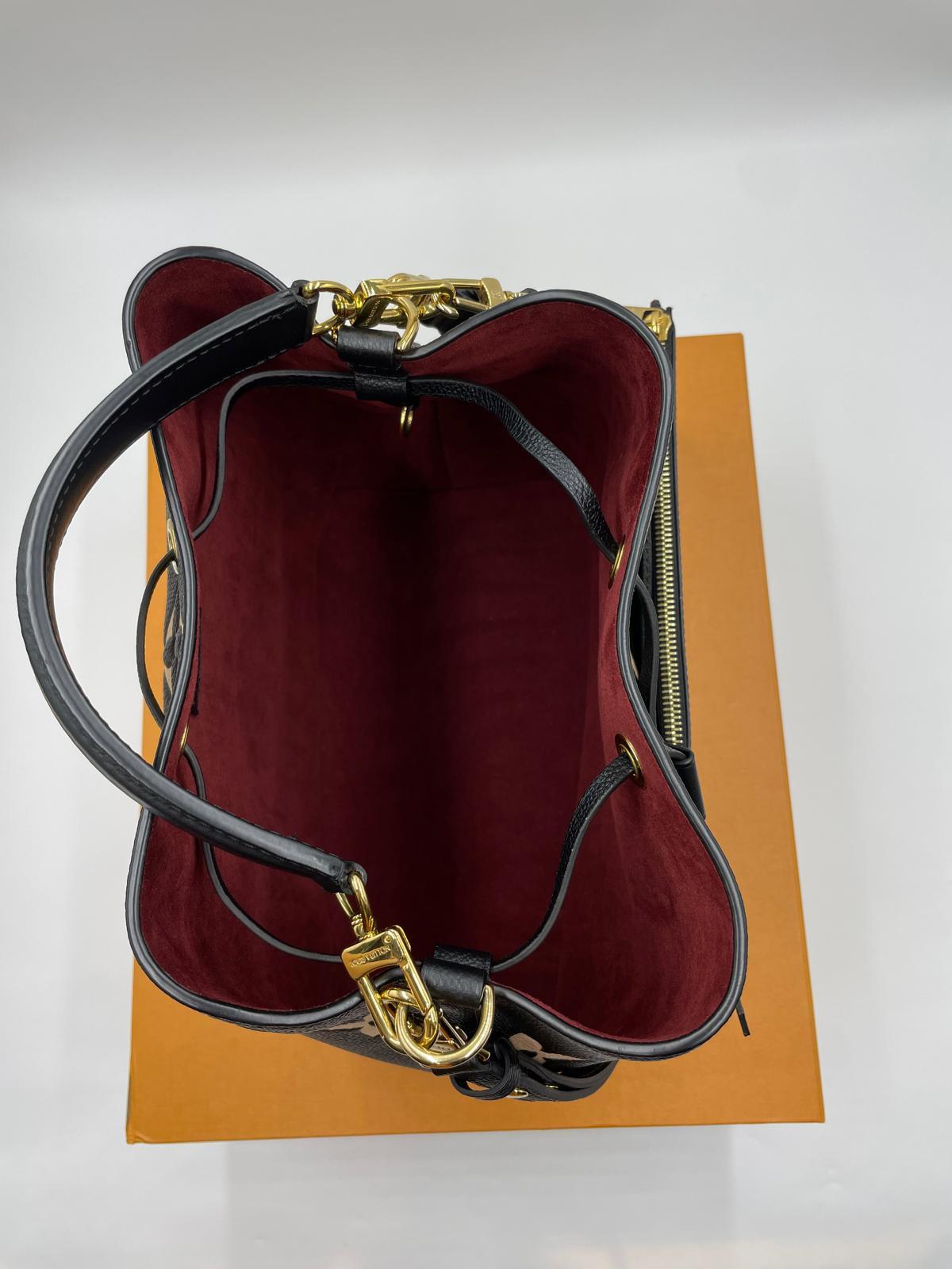 LOUIS VUITT 2023 NFC Black NeoNoe MM include extra shoulder strap For Lady Shoulder Bag - Full Set - Reeluxs 