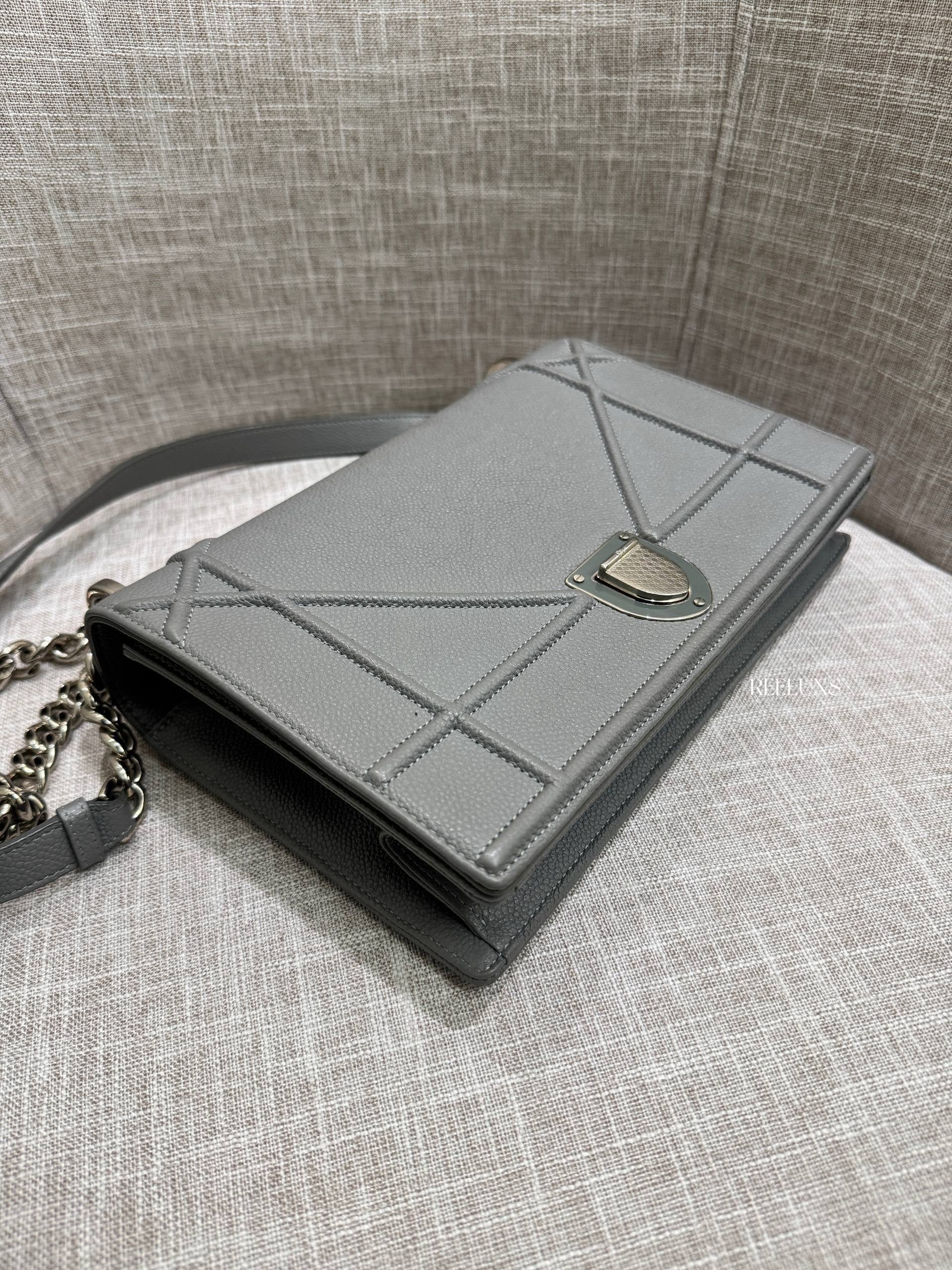 CHRISTIAN DIOR Diorama Flap Bag in Grey Grained Calfskin