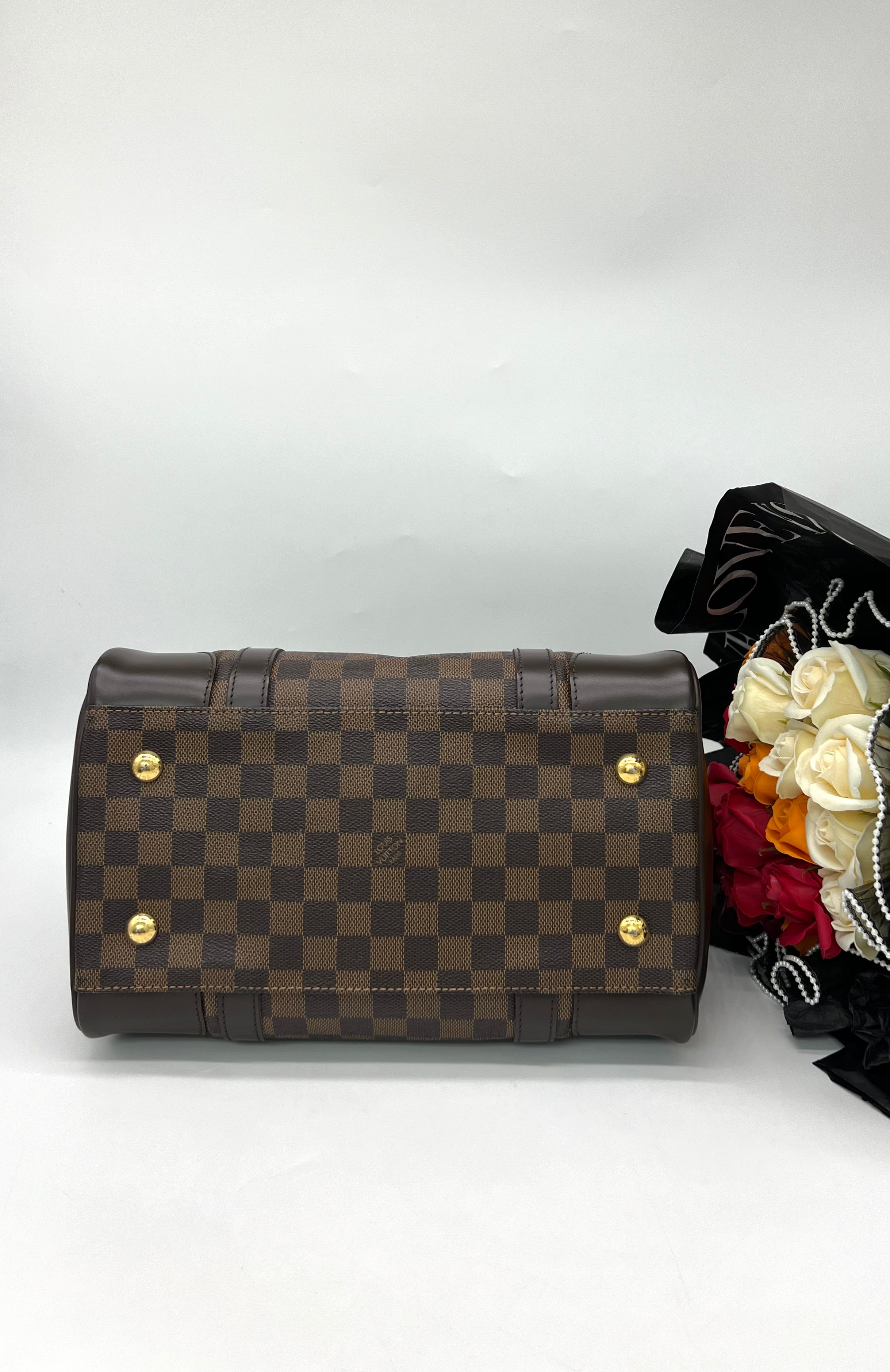 LOUIS VUITTON Berkeley Damier Ebene Handbag - Reeluxs 