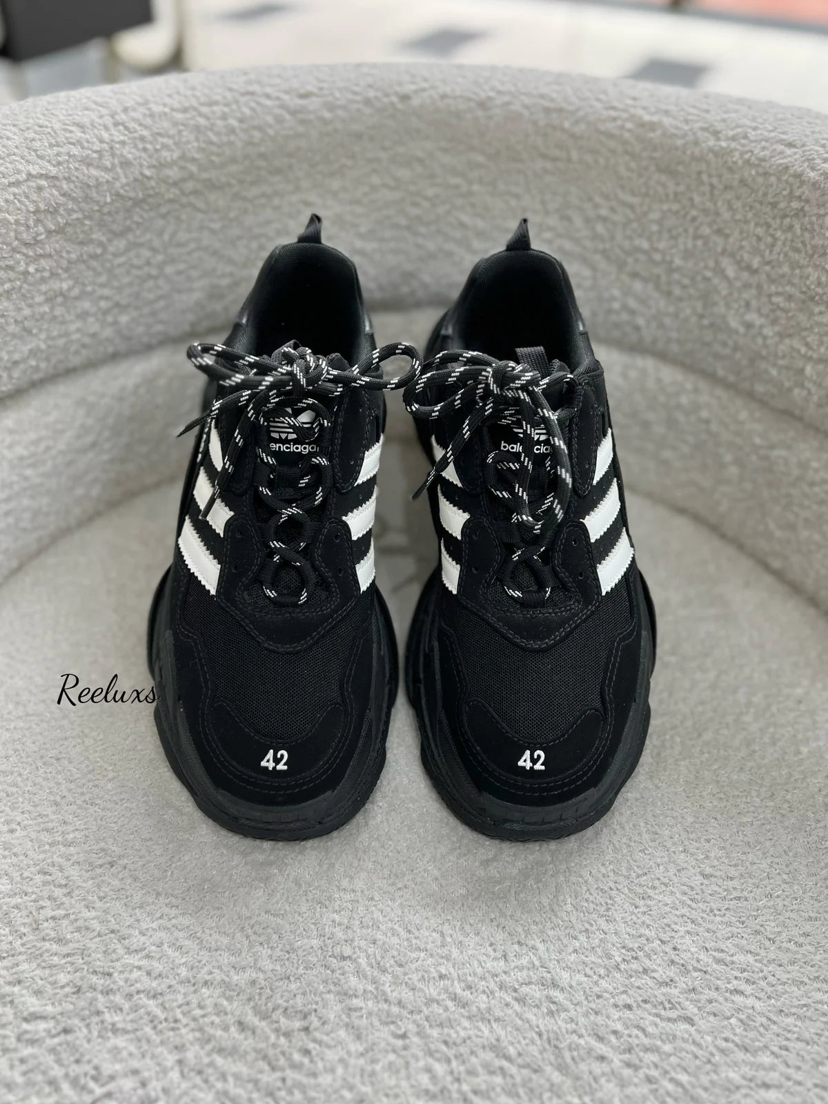 Balenciaga S Trainers Shoe In Black White Size 42