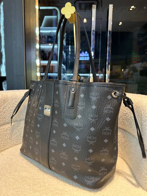MCM Reversible Liz Shopper in Visetos