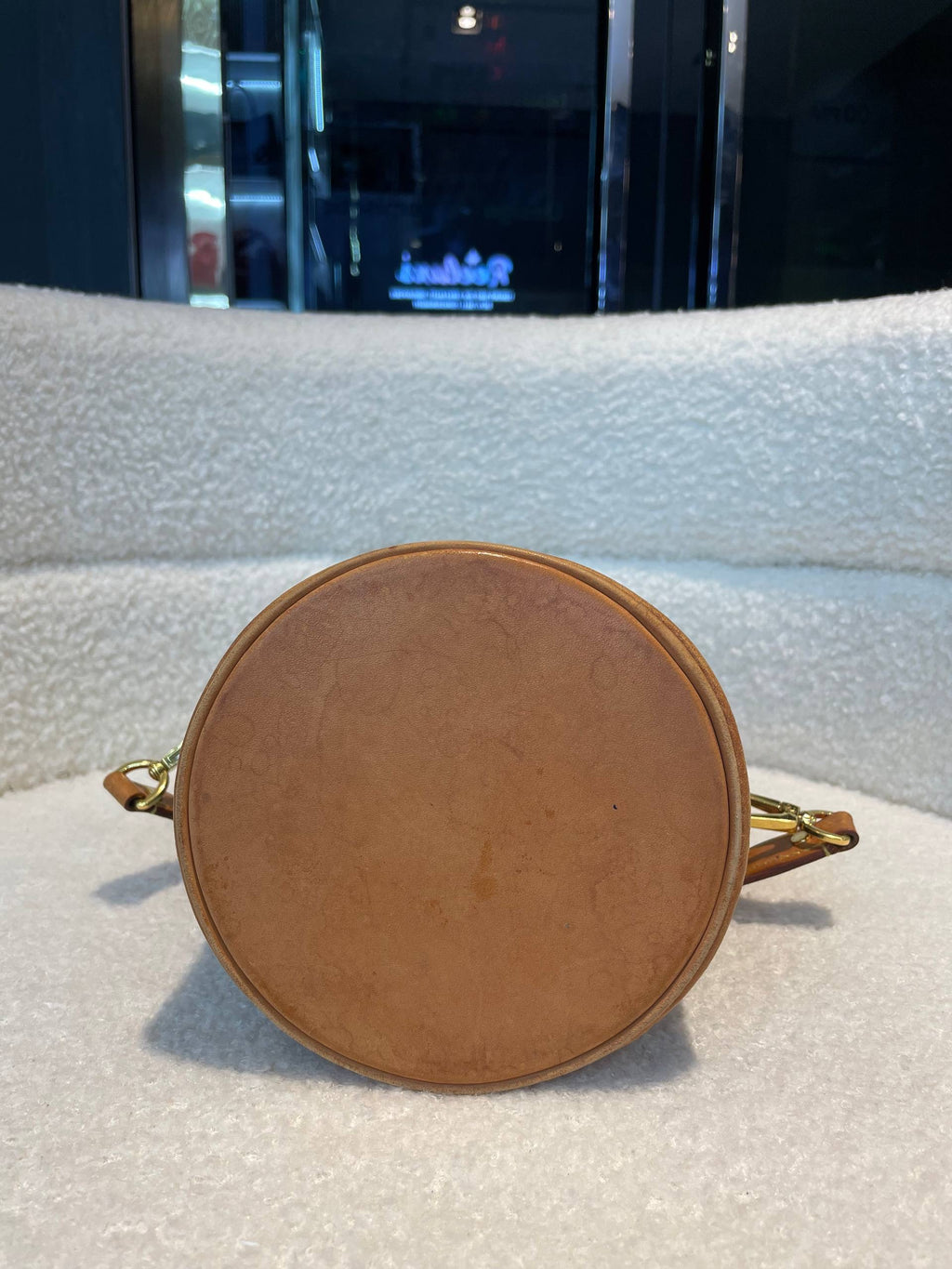 Louis Vuitton LV 2018 Monogram Duffle bucket bag
