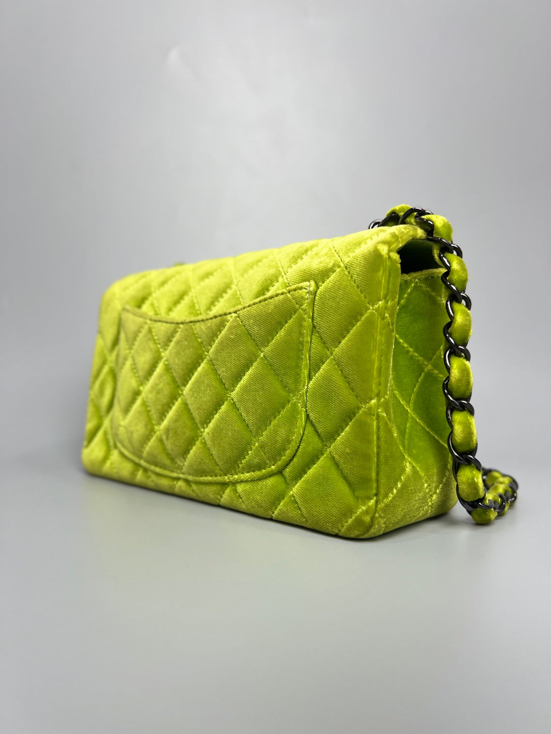 CHANEL Green Lime Quilted Velvet Mini Single Flap Bag - Reeluxs 