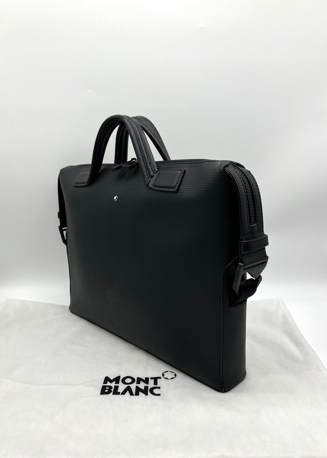 Montblanc Leather Extreme 2.0 Ultra Slim Document Case Black at - Reeluxs 