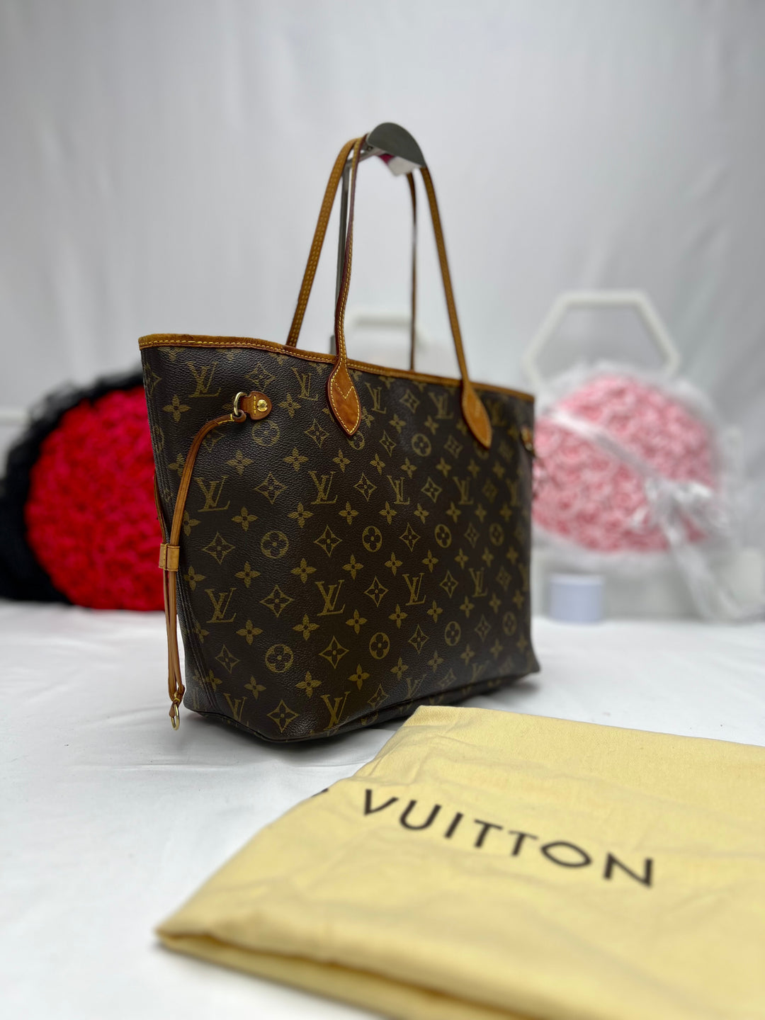 Louis Vuitton Monogram Neverfull MM Tote Bag