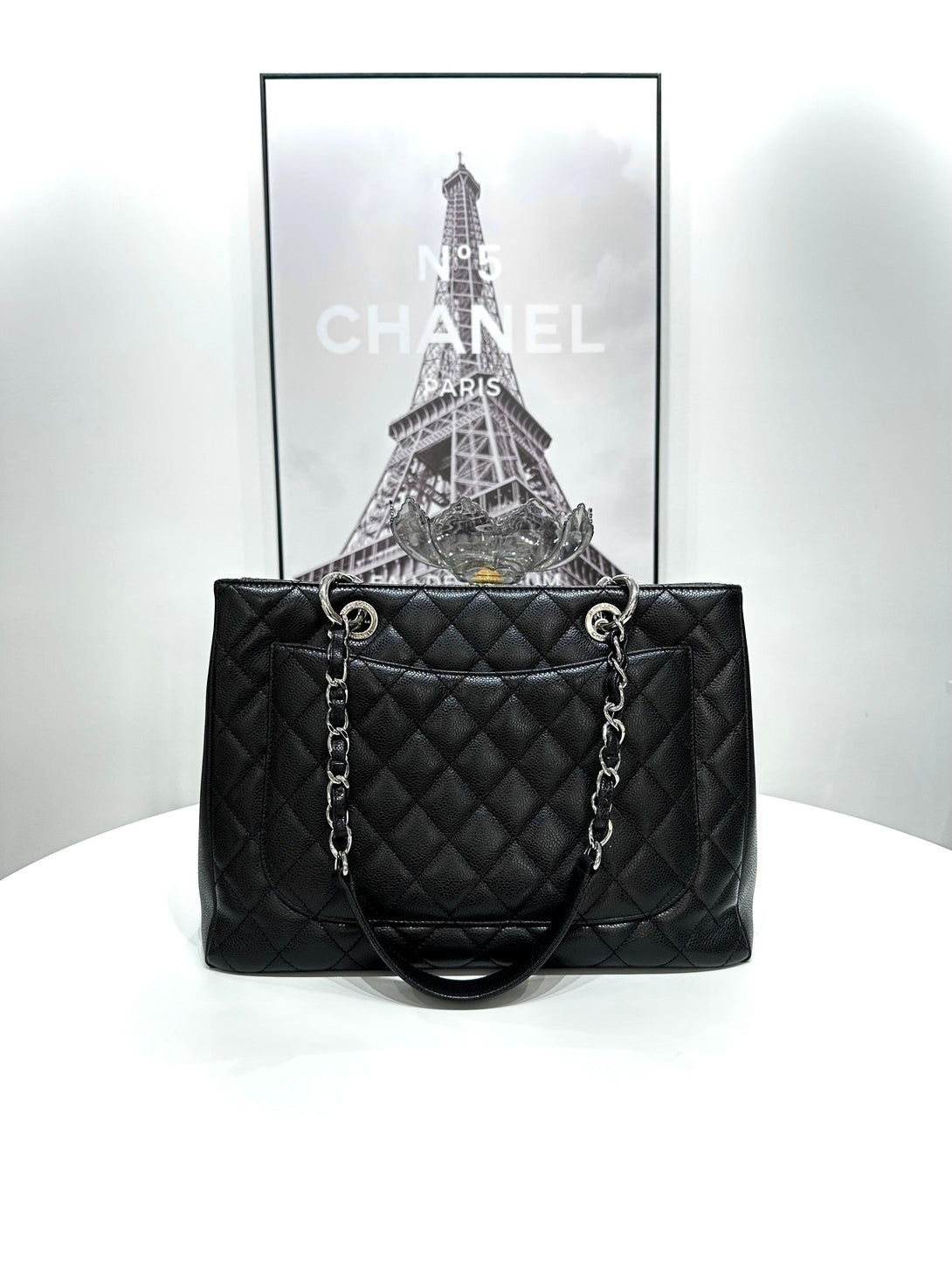 CHANEL Caviar Skin Matelasse Chain Shoulder Bag Black - Reeluxs 