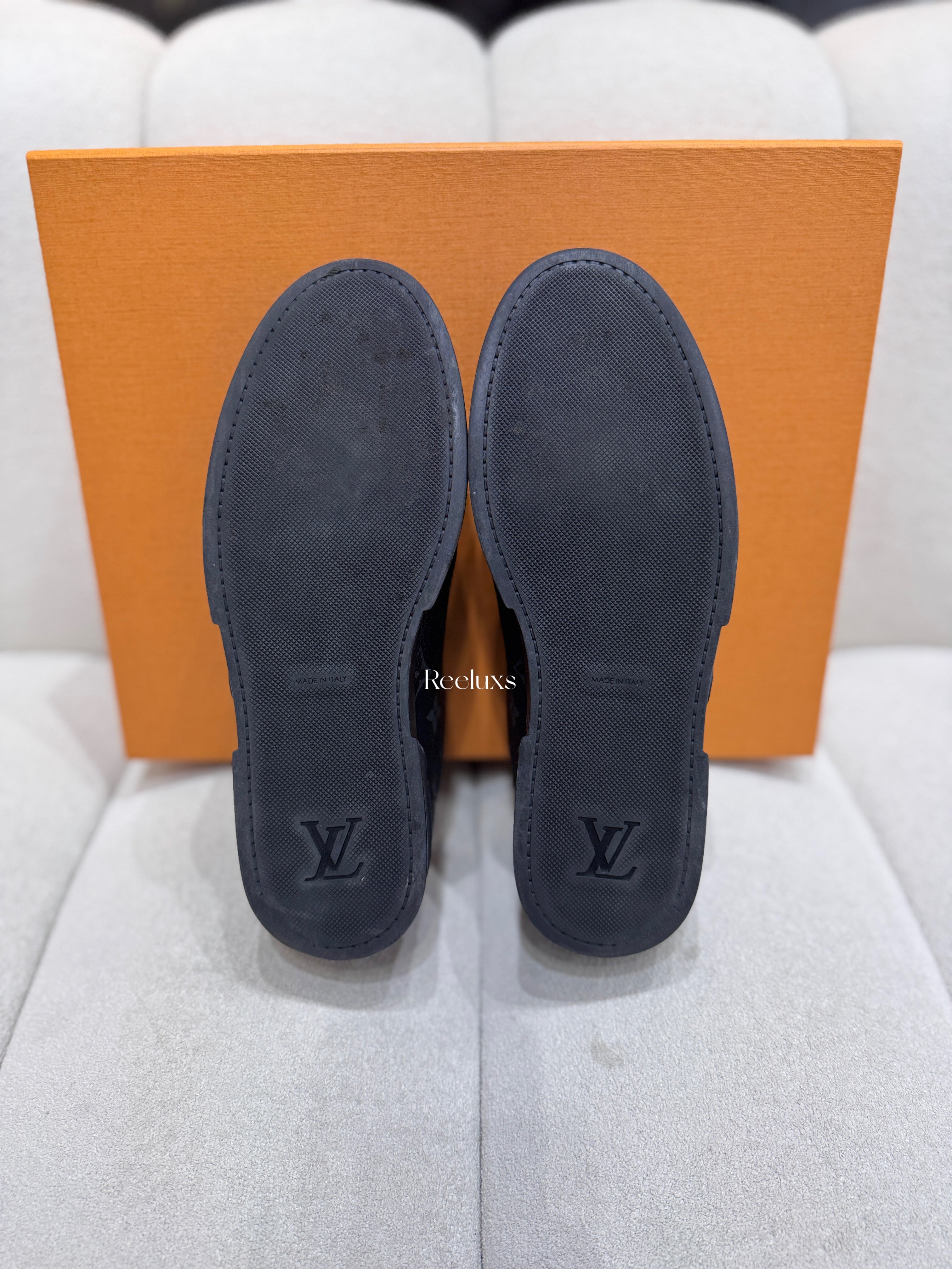 LOUIS VUITTON LV Match Up Monogram Black Lether