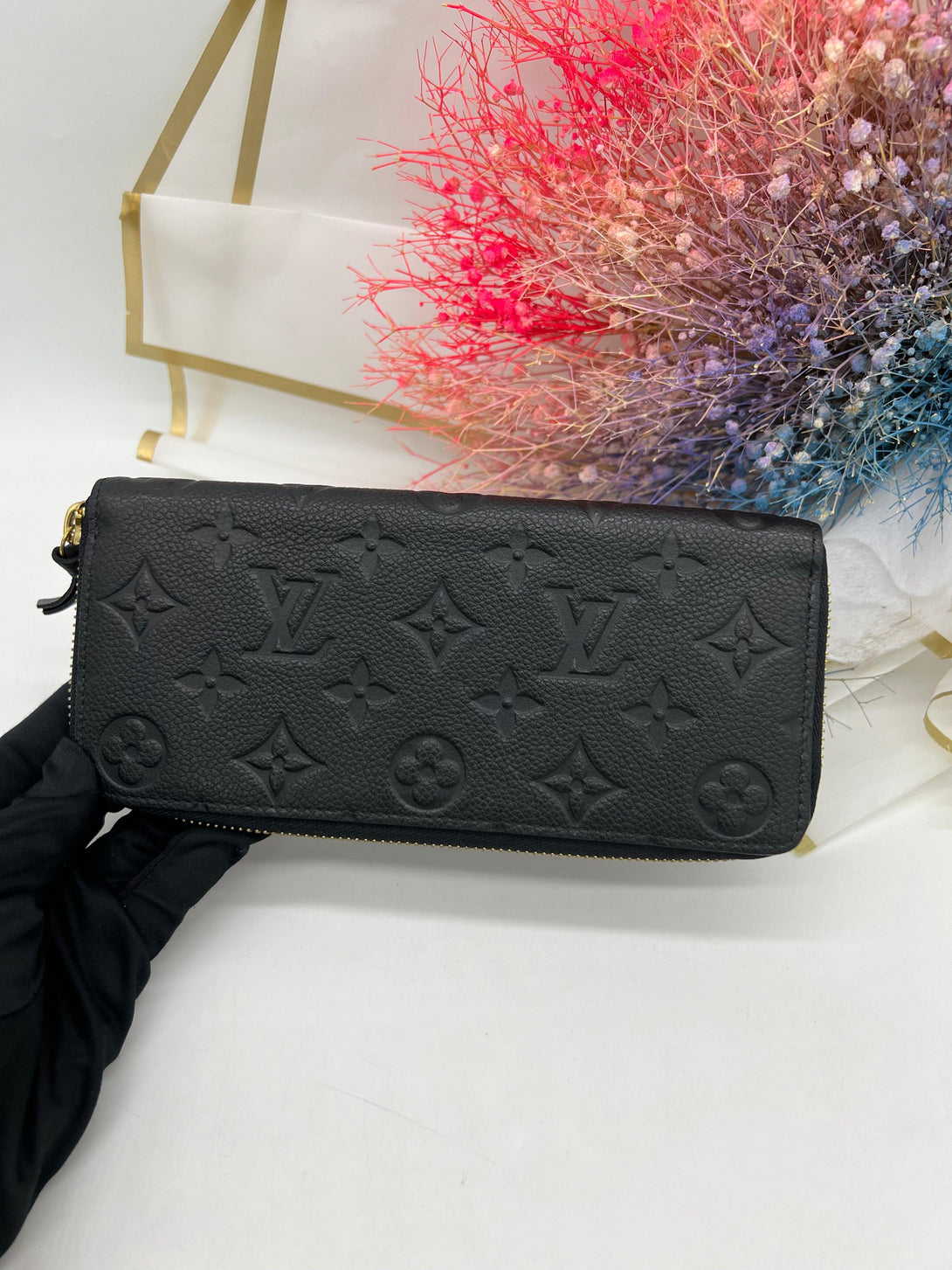 LOUIS VUITTON Monogram Empreinte Zippy Wallet - Reeluxs 