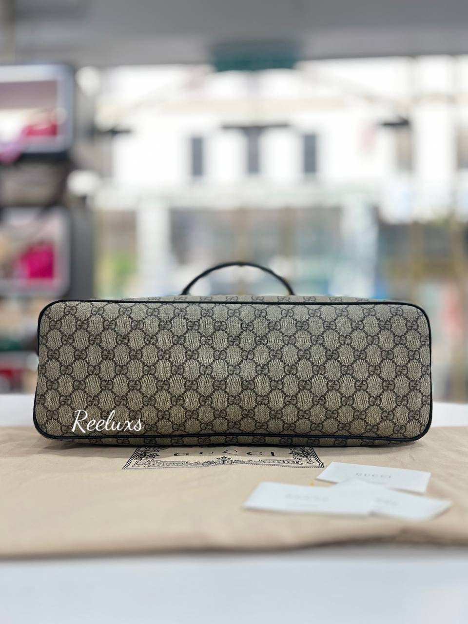 GUCCI  GG Superme Tote Bag