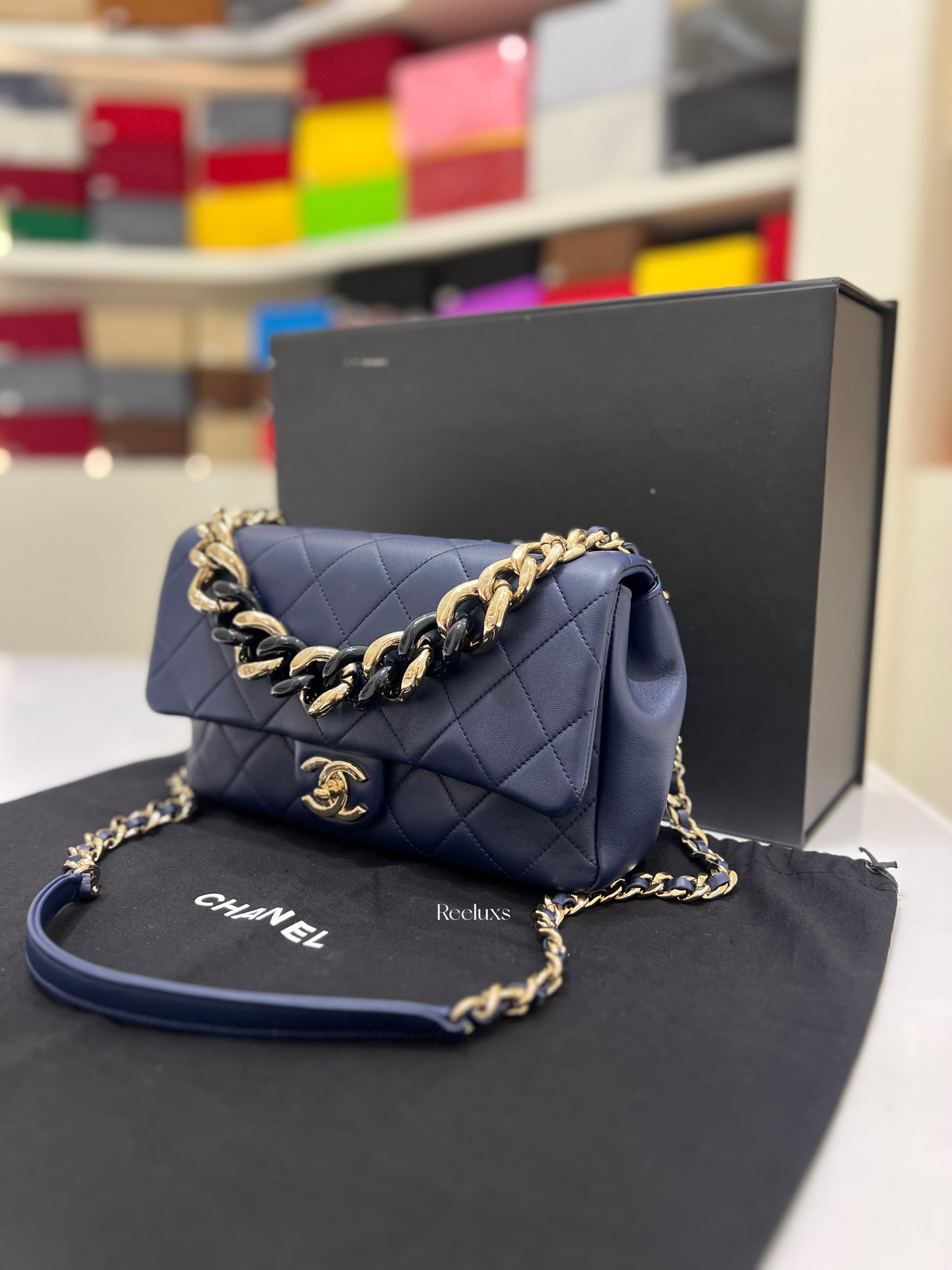 FULL SET CHANEL Resin Elegant Chain Flap Bag Quilted Lambskin Blue
