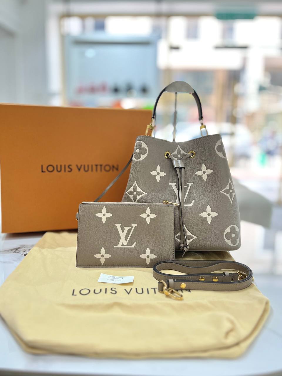 2022 MICROCHIP FULLSET LOUIS VUITTON LV Neonoe MM In Tourturelle Creme Bicolor Monogram Shoulder Bag
