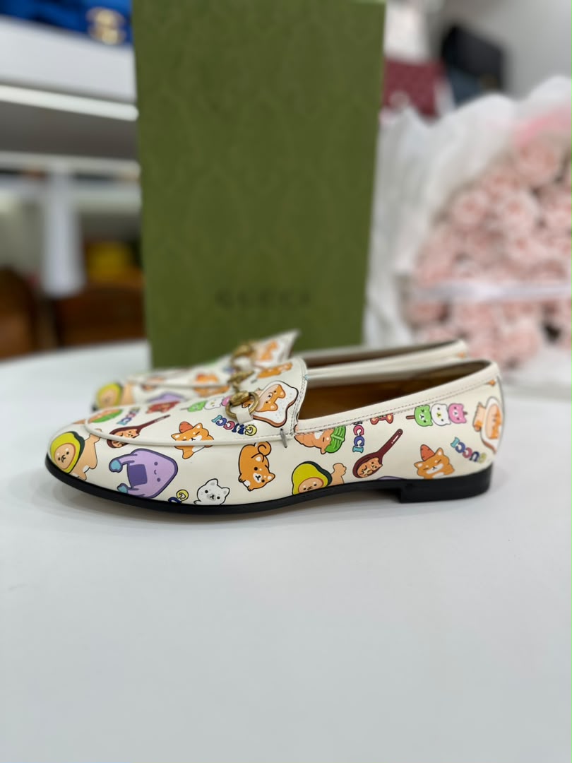GUCCI Jordaan Animal Printed Loafer Beige Multi Women’S