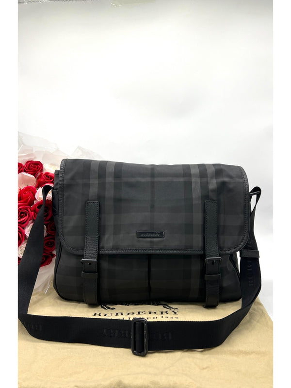 BURBERRY Large VGC Check Canvas Messenger Bag Gray - Reeluxs 