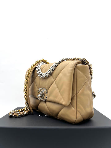 CHANEL 19 Bag Lambskin Beige Color With SHW Shoulder Bag - Reeluxs 