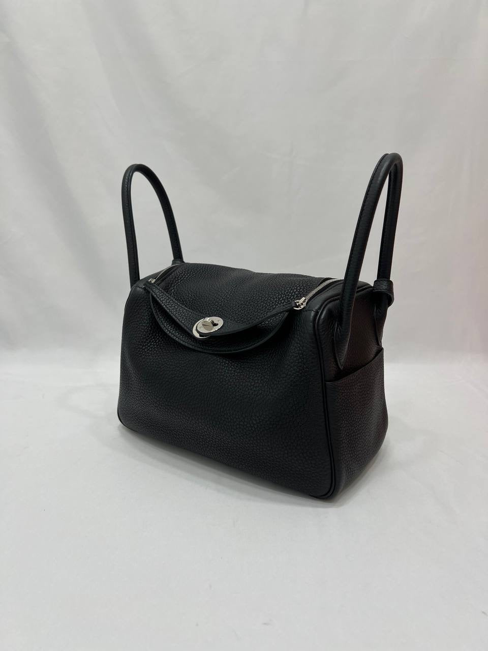 FULL SET HERMES Lindy 26 Taurillon Clemence Noir With Palladium Hardware