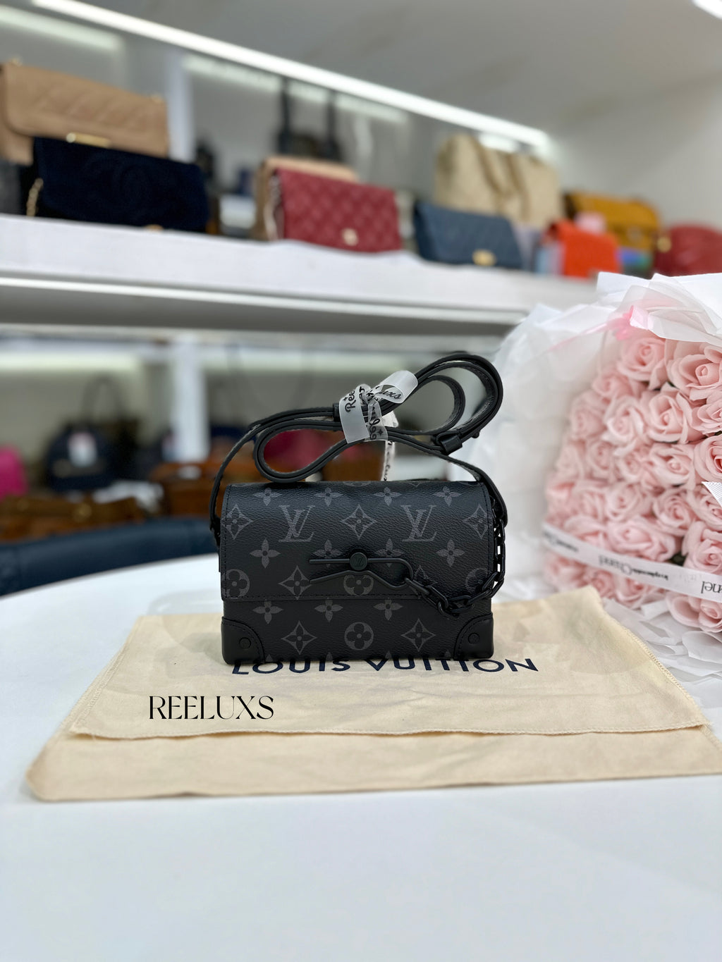LOUIS VUITTON LV  Steamer Wearable Wallet