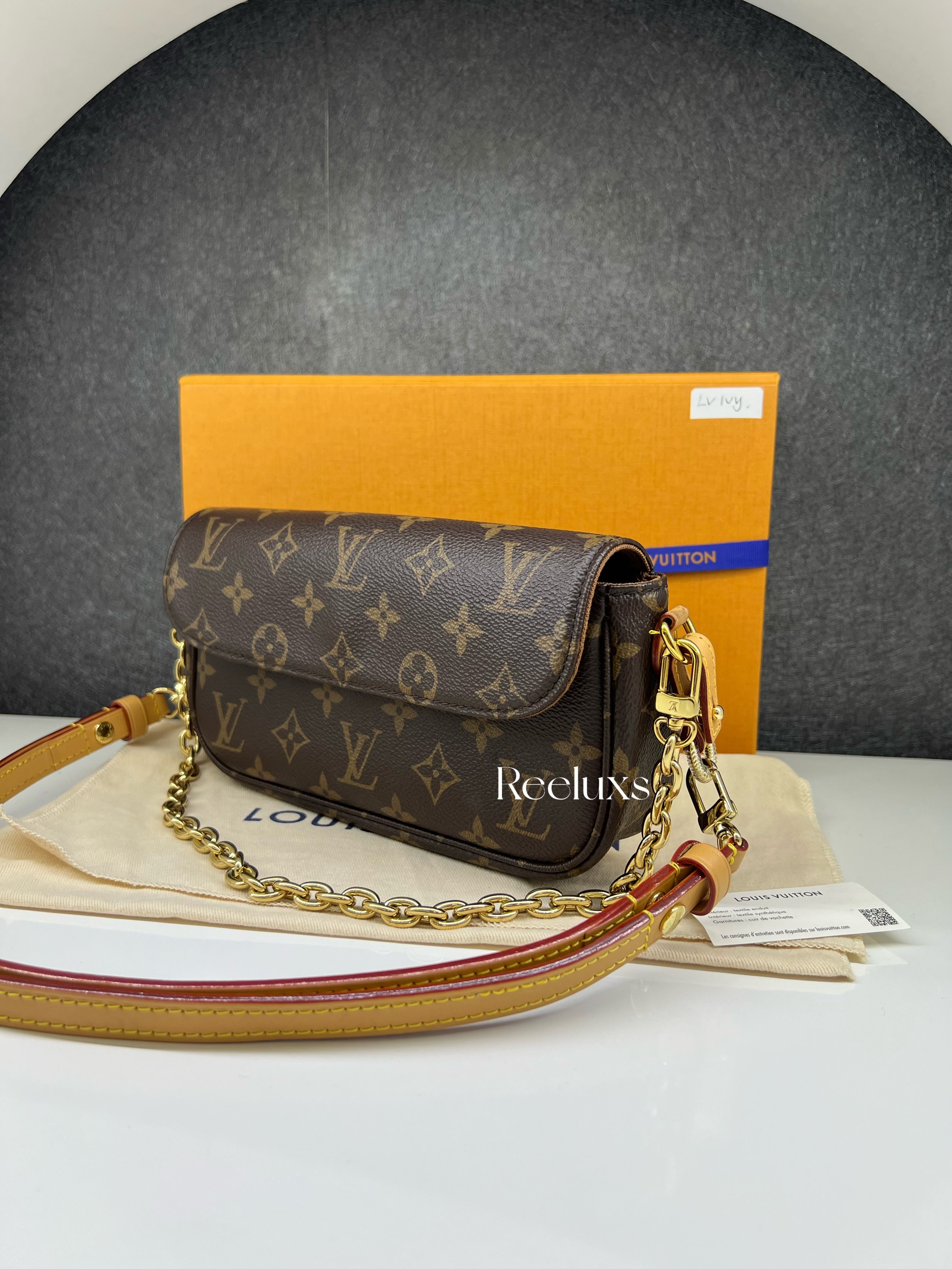LOUIS VUITTON LV Wallet On Chain Ivy Monogram Canvas Shoulder Bag