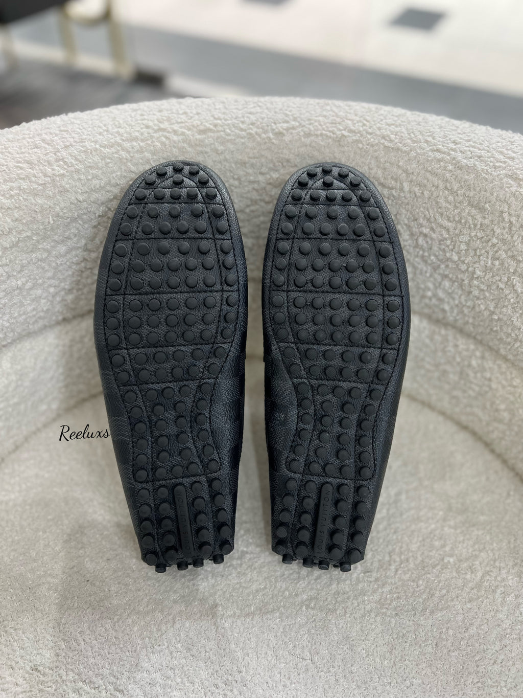LOUIS VUITTON Driving Loafers