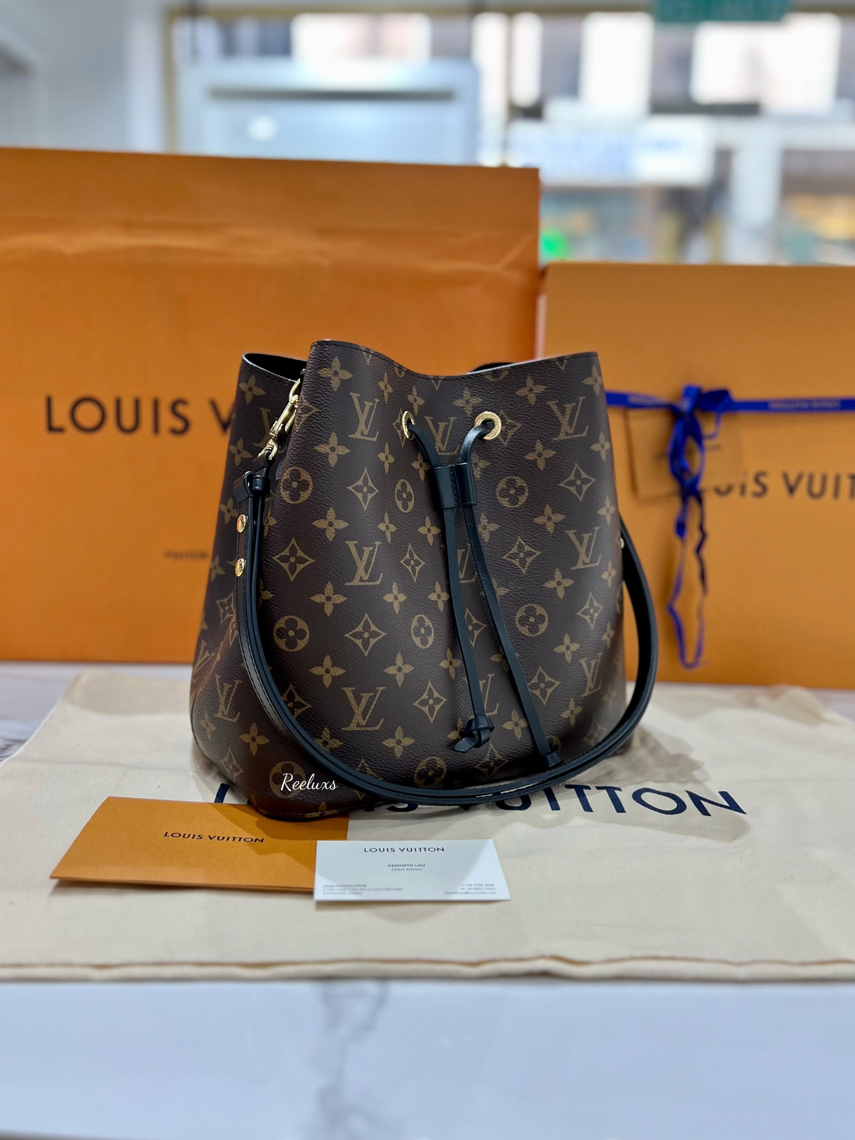 FULL SET LOUIS VUITTON LV Neonoe MM in Monogram Canvas, Black Strap Shoulder Bag GHW ( NFC )