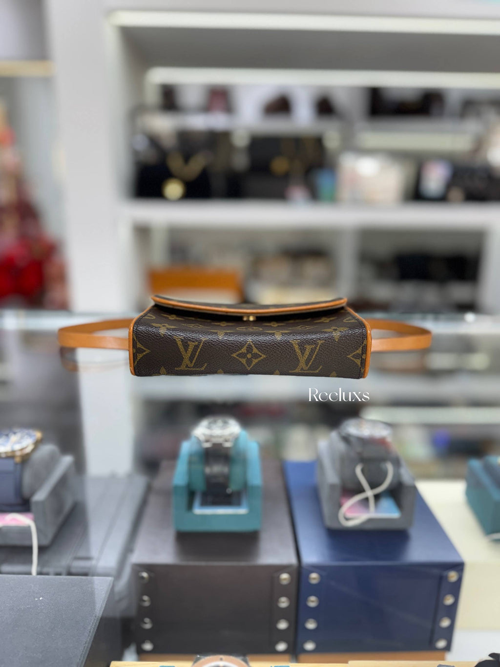 LOUIS VUITTON Monogram Pochette Florentine Waist Bag