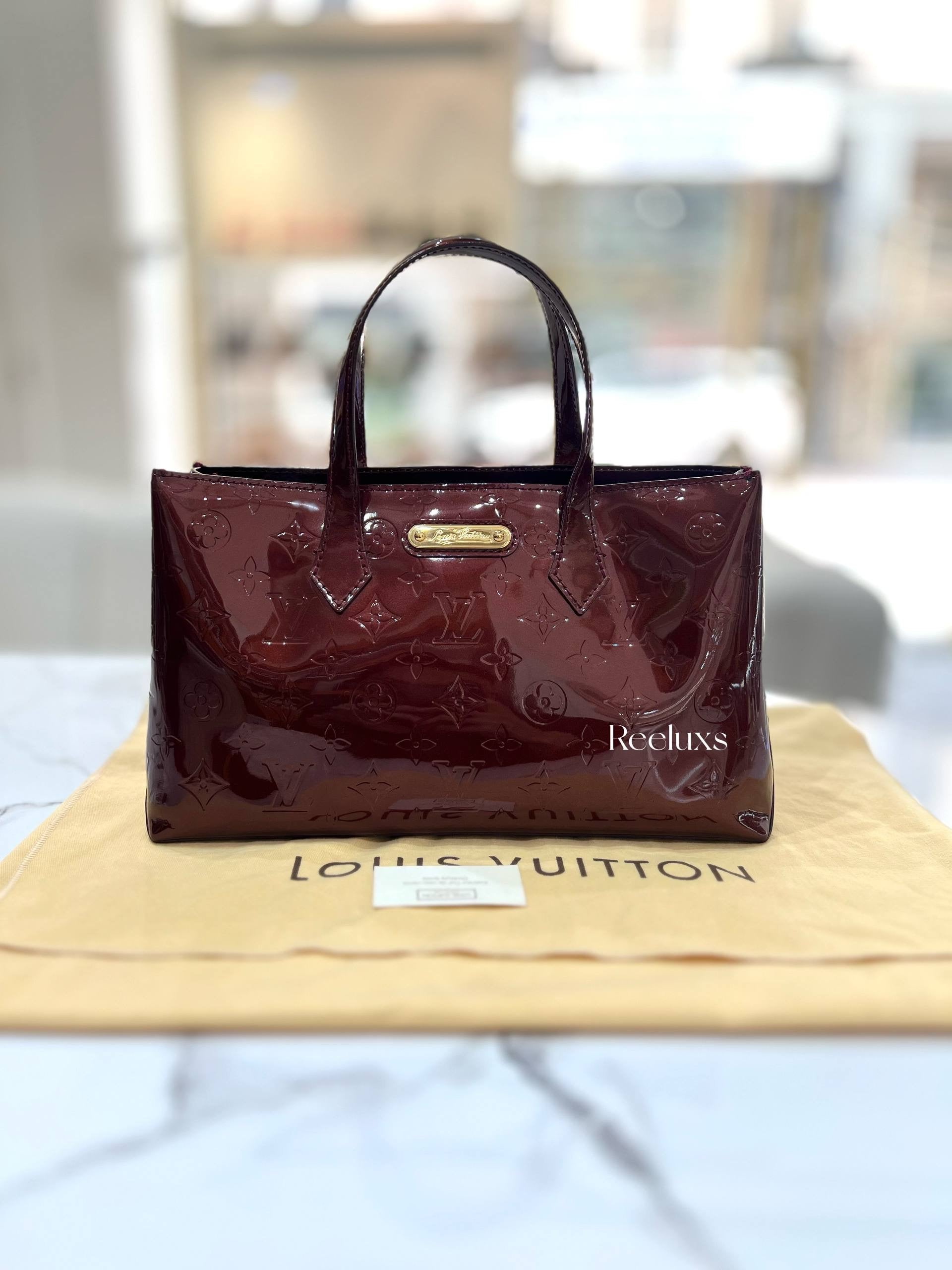 LOUIS VUITTON Monogram Vernis Wilshire PM Handbag
