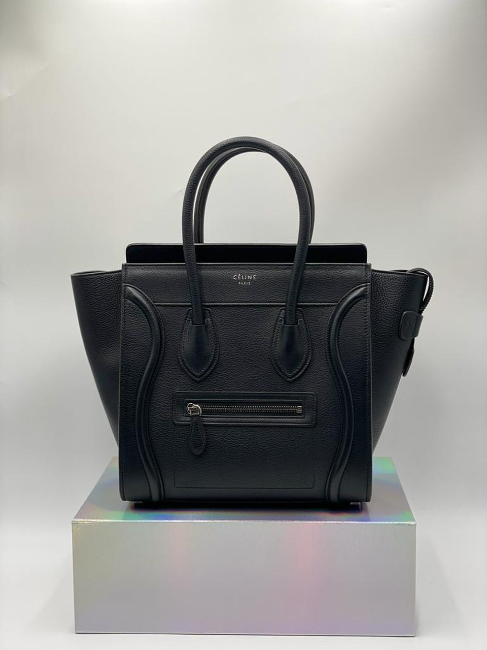 CELINE Micro Luggage Handbag - Reeluxs 