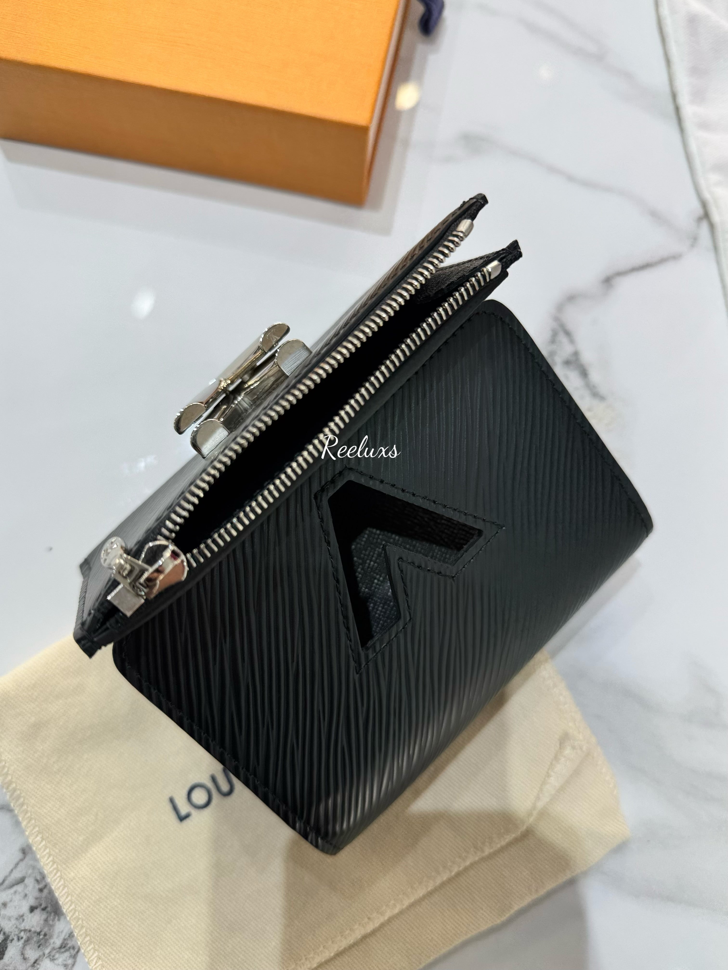 LOUIS VUITTON LV Twist Wallet