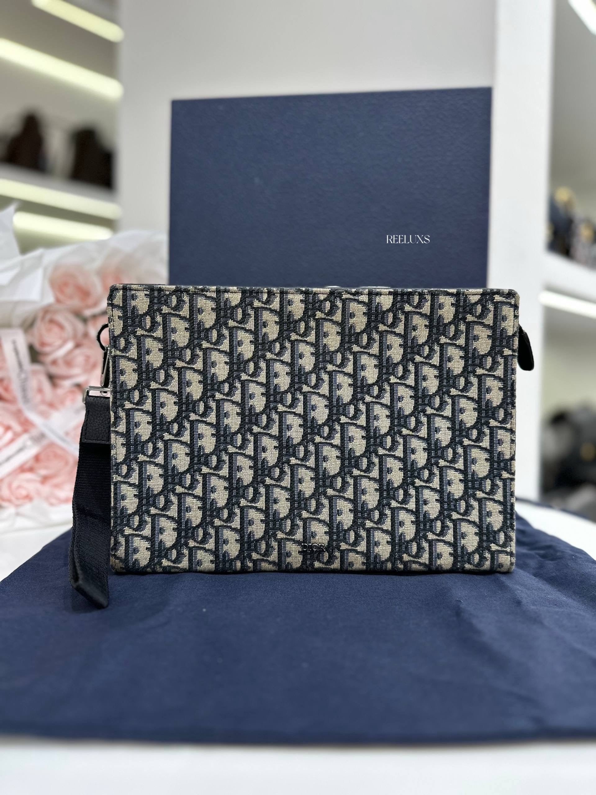 CHRISTIAN DIOR A5 Pouch in Beige and Black Dior Oblique Jacquard