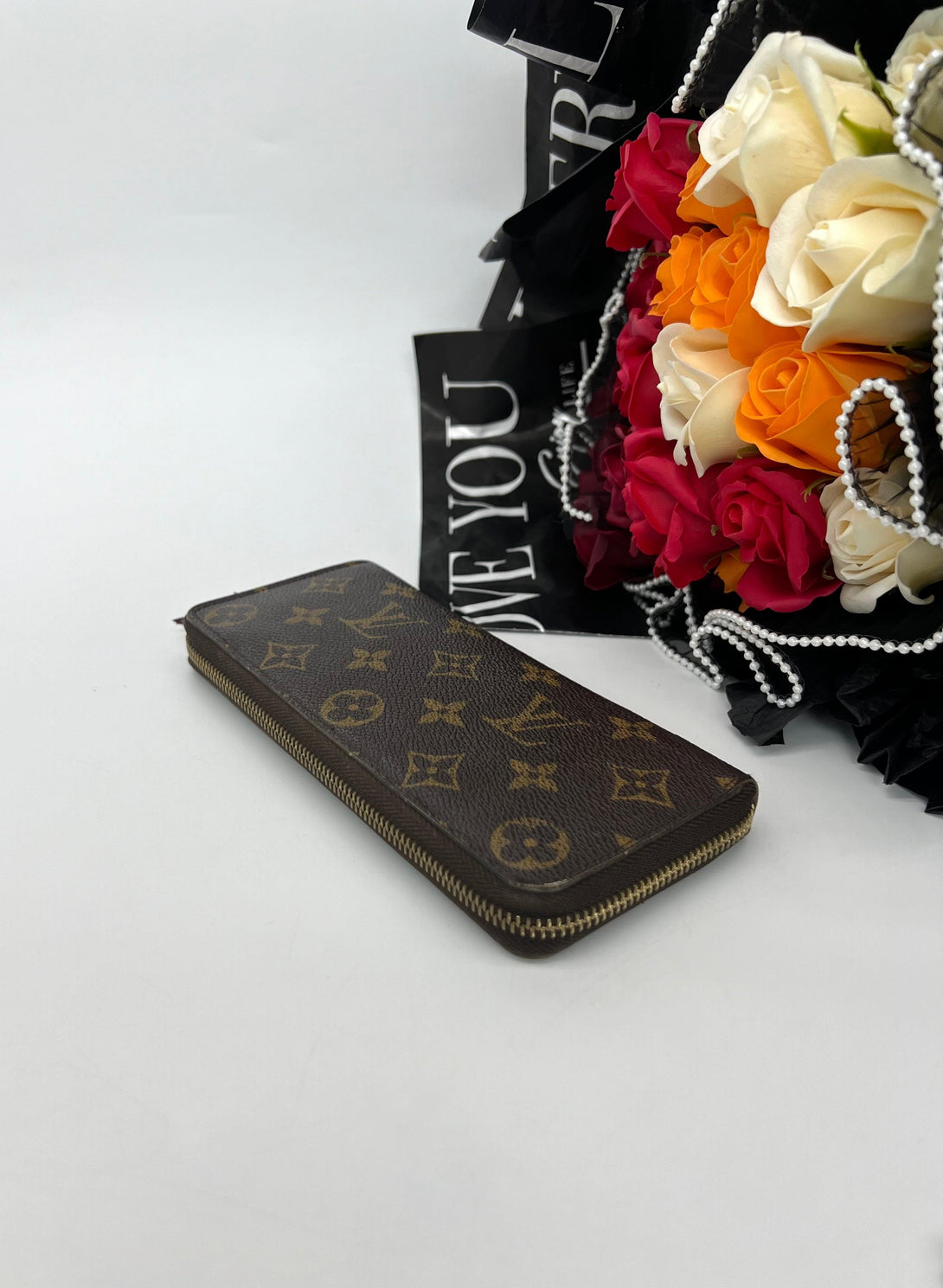 LOUIS VUITTON Monogram
Canvas Clemence Long Wallet - Reeluxs 