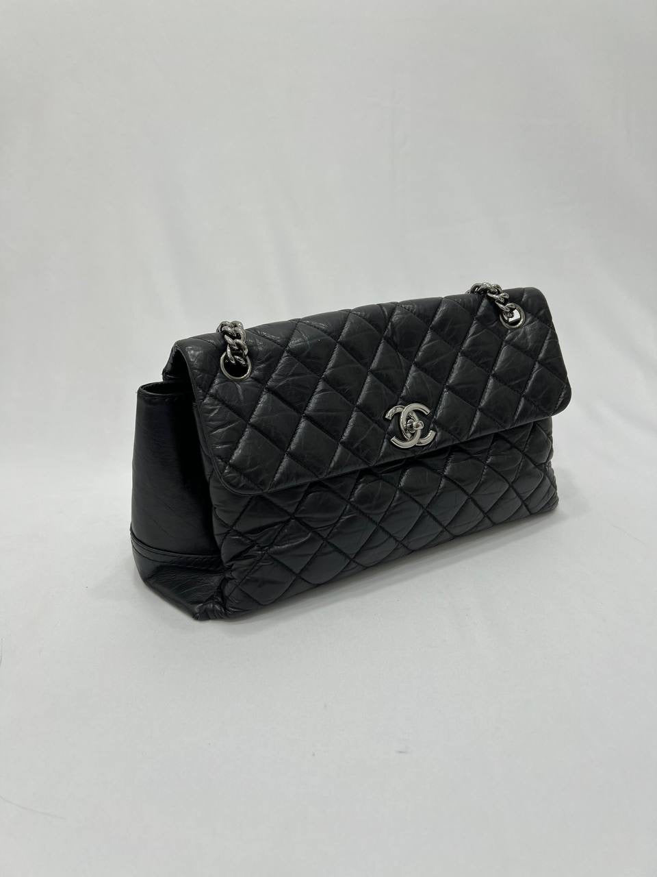 CHANEL Black Quilted Leather Lady Pearly Flap Shoulder Bag