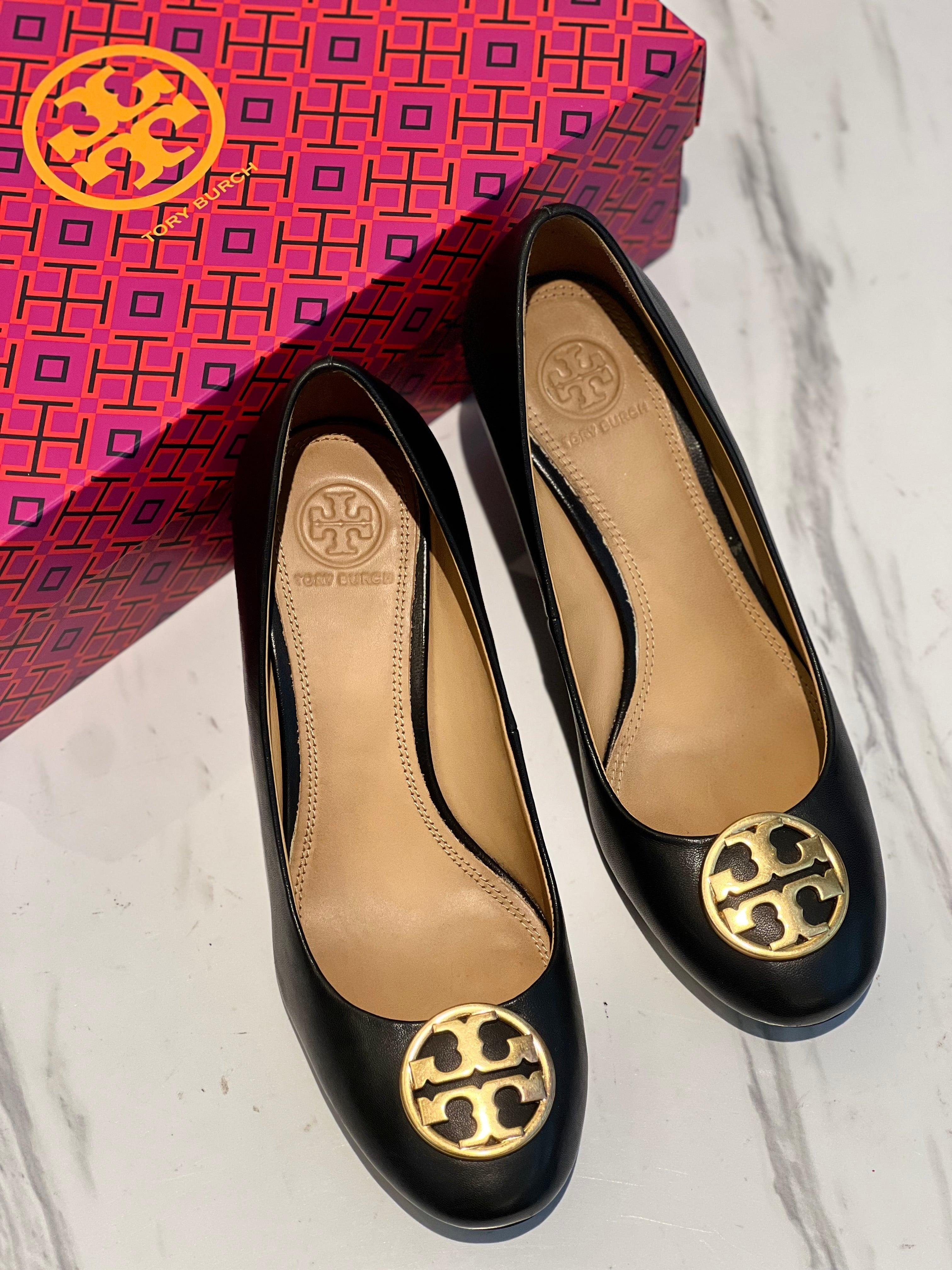 TORY BURCH Women's Chelsea Wedge Shoe Black Size 7 - Reeluxs 
