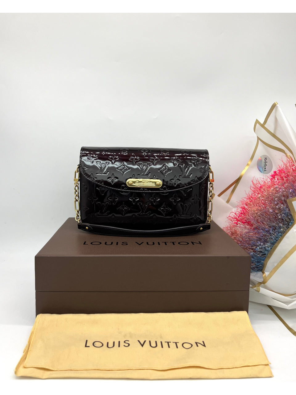 LOUIS VUITTON Amarante Dark Purple Vernis Rodeo Drive Handbag - Reeluxs 